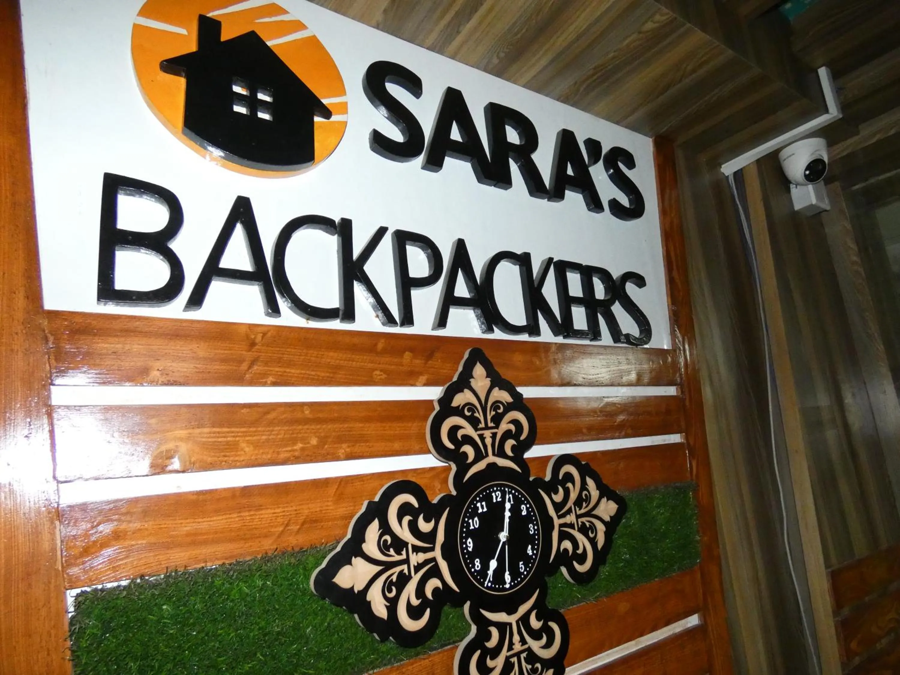 Lobby or reception in Sara's Backpackers Hotel