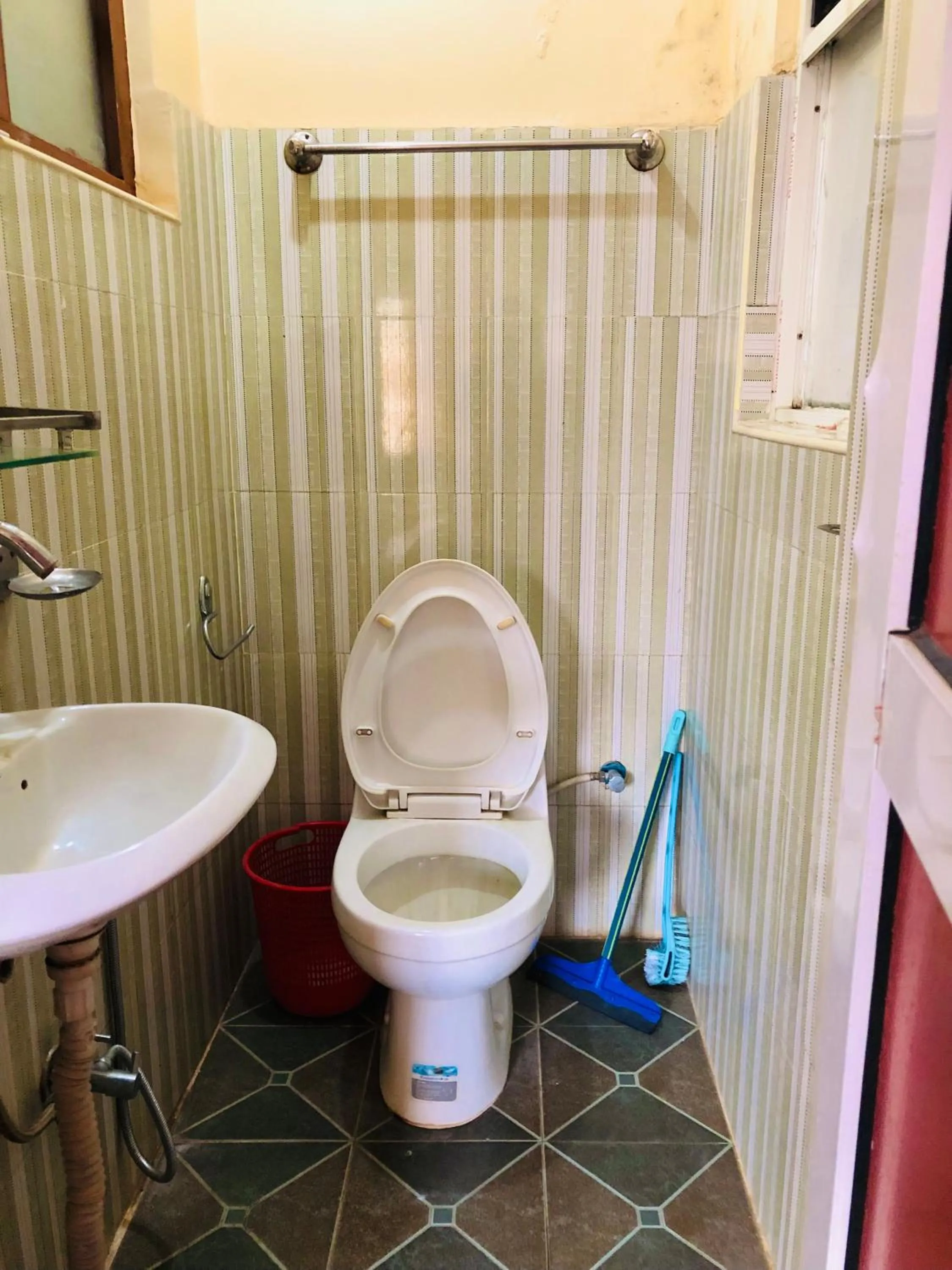 Sara's Backpackers Hotel