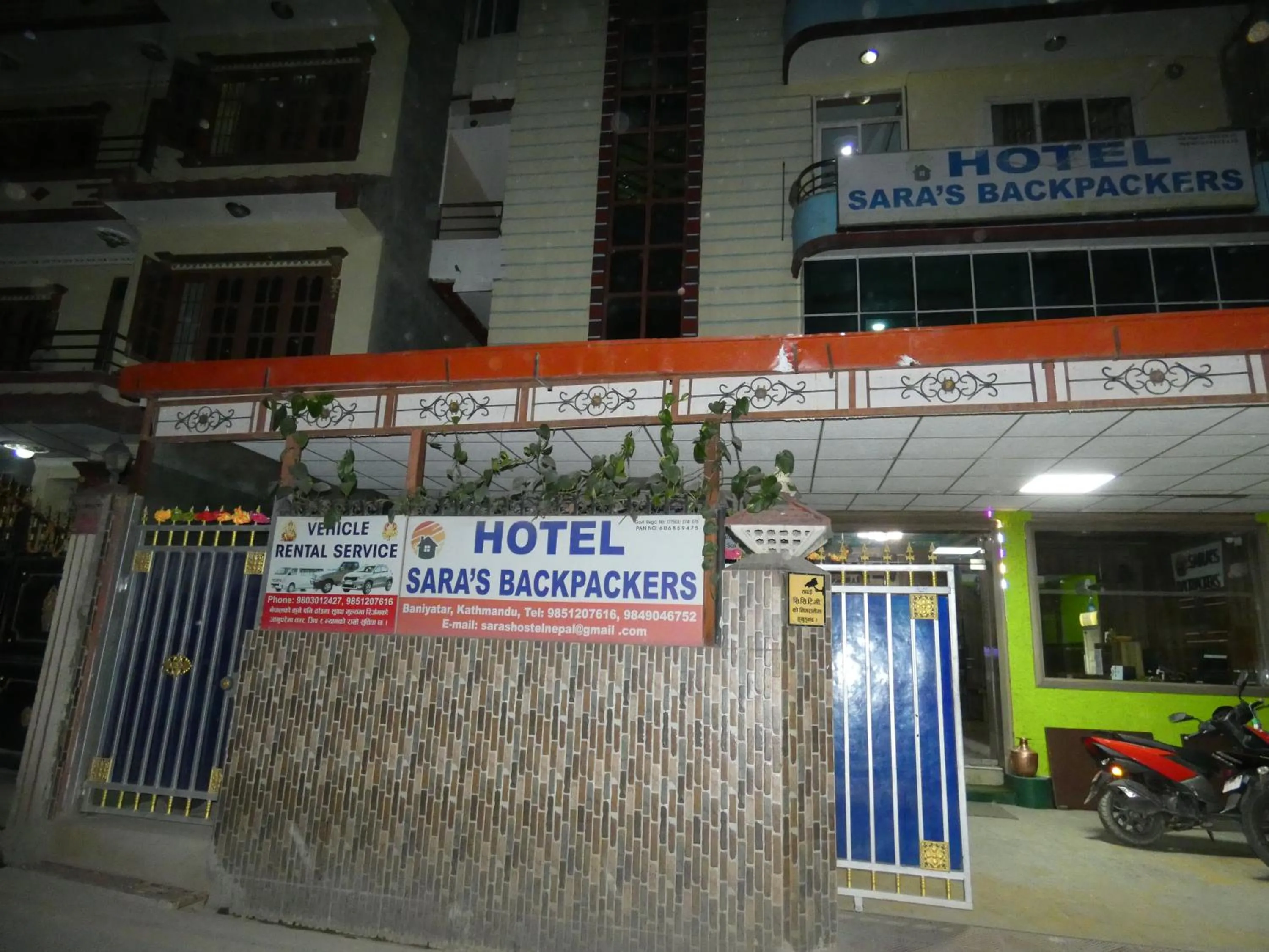 Sara's Backpackers Hotel