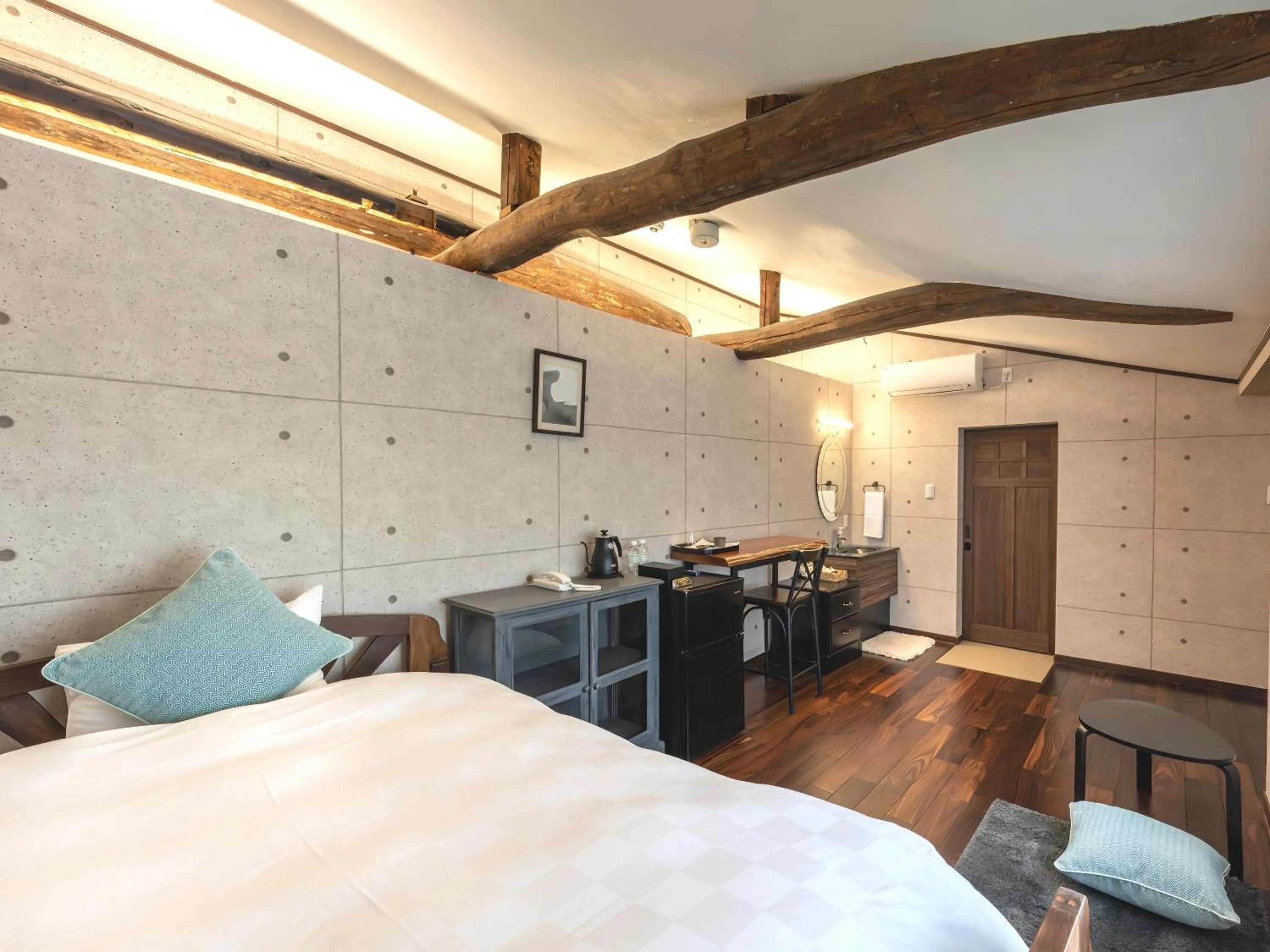 Photo of the whole room, Bed in Machiya Hotel oyado baison