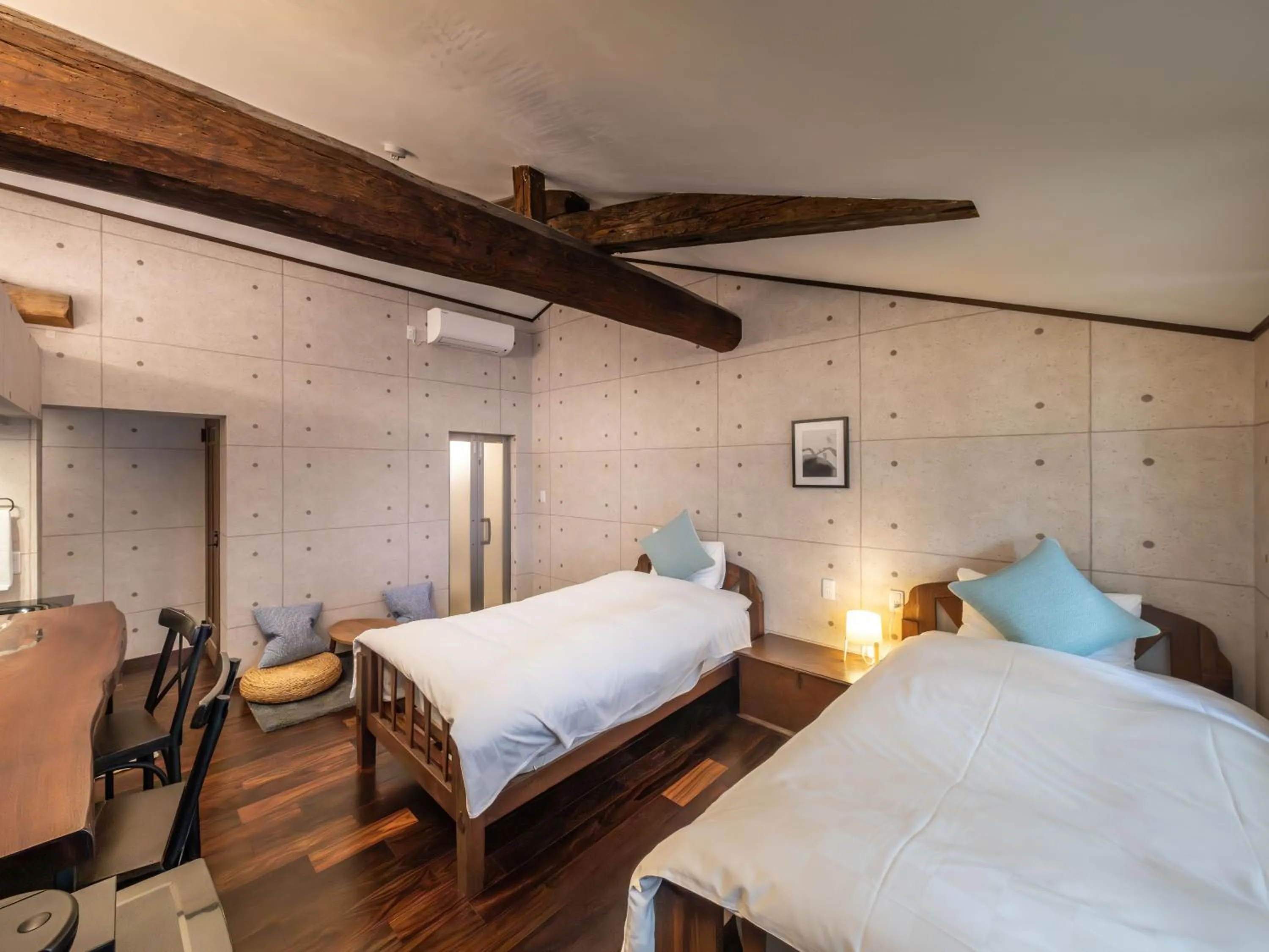 Photo of the whole room, Bed in Machiya Hotel oyado baison