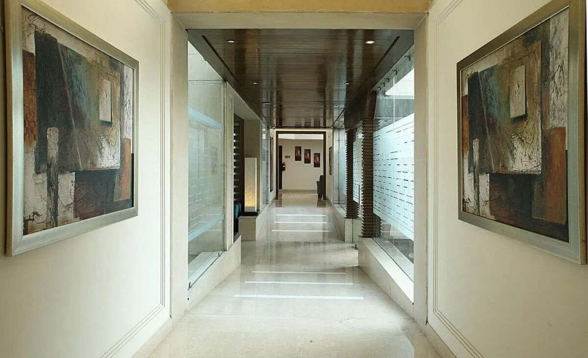 Inde Hotel Signature Tower