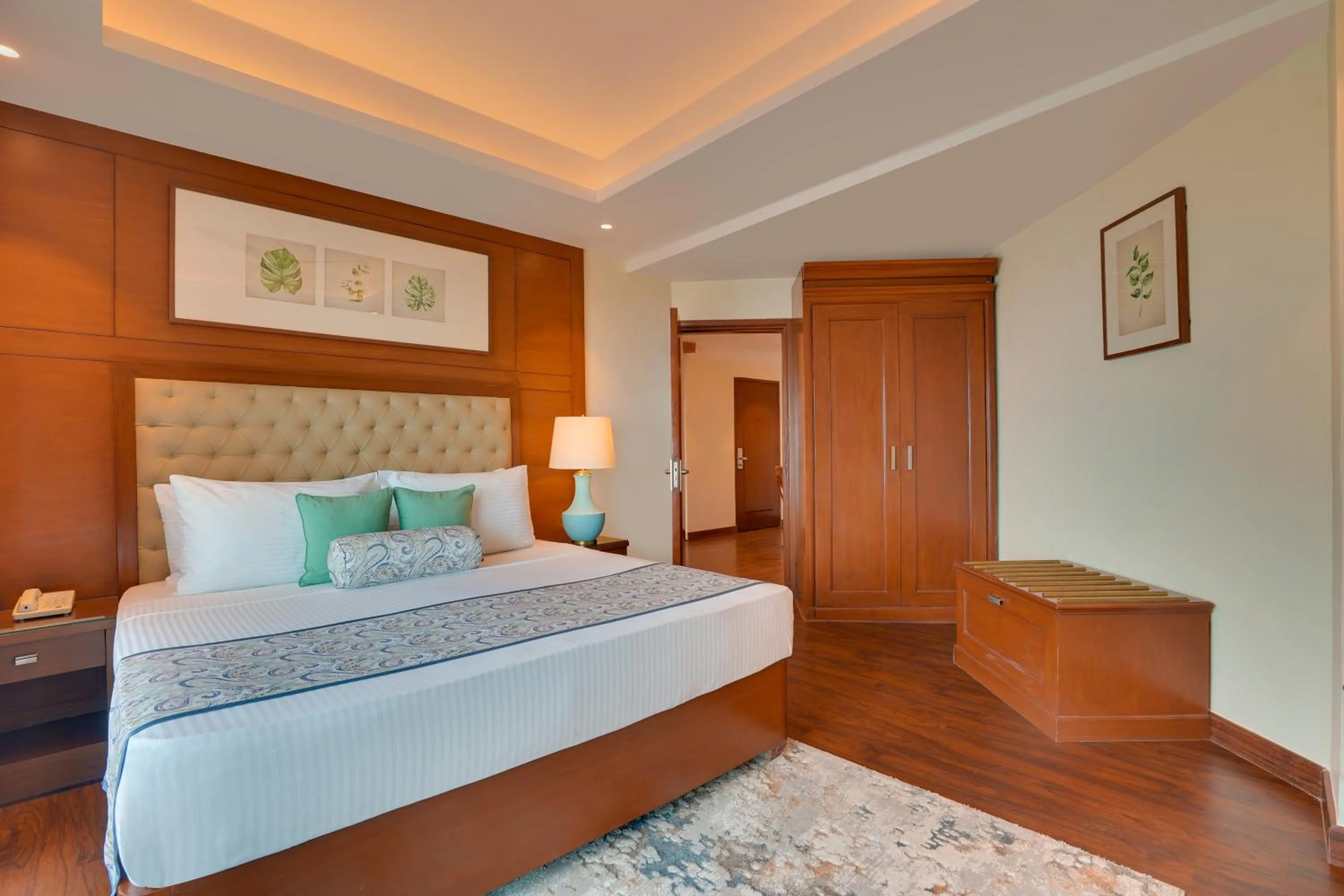 Bedroom, Bed in Lemon Tree Resort, Mussoorie