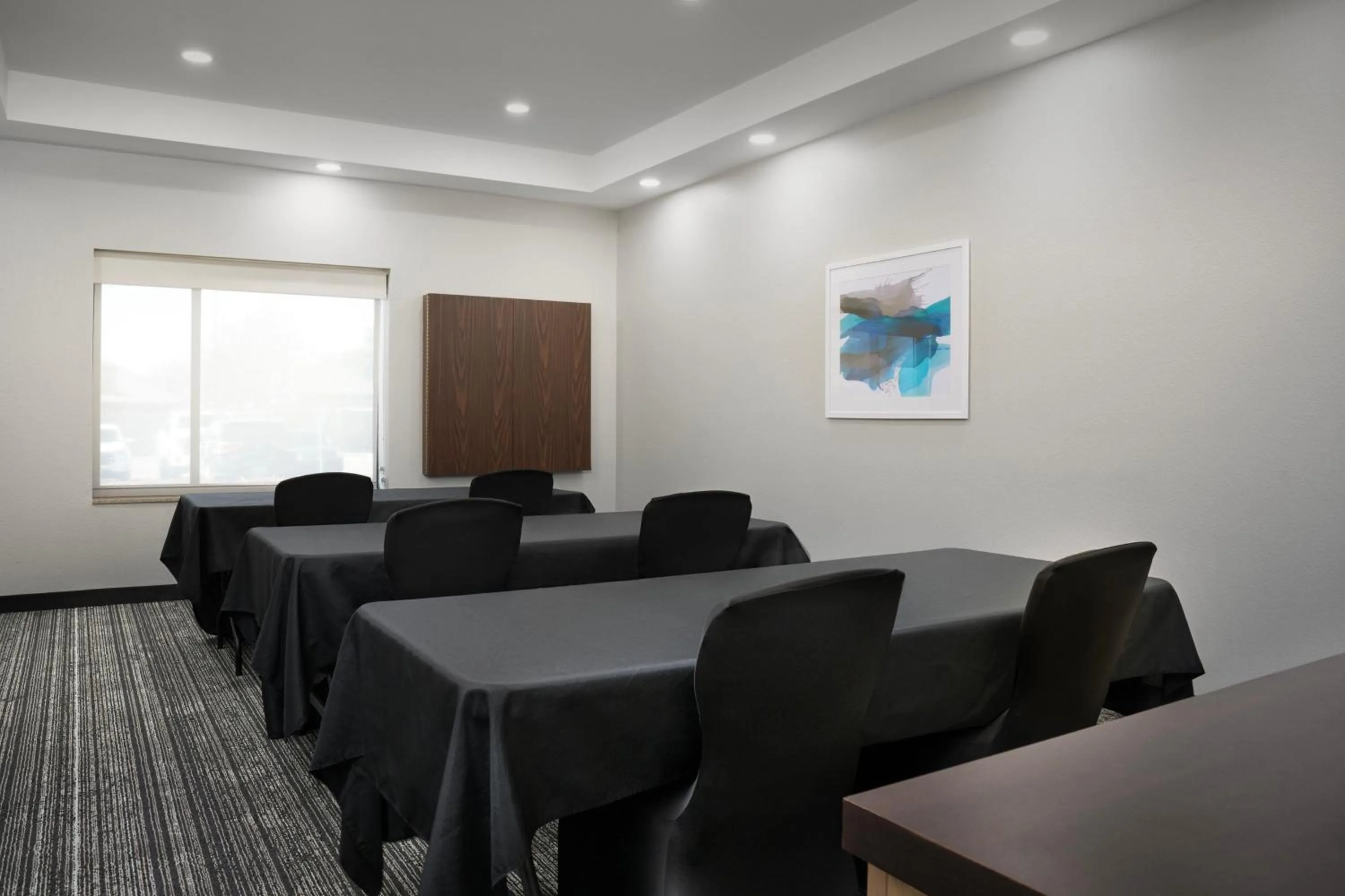 Meeting/conference room in TownePlace Suites Dallas DeSoto