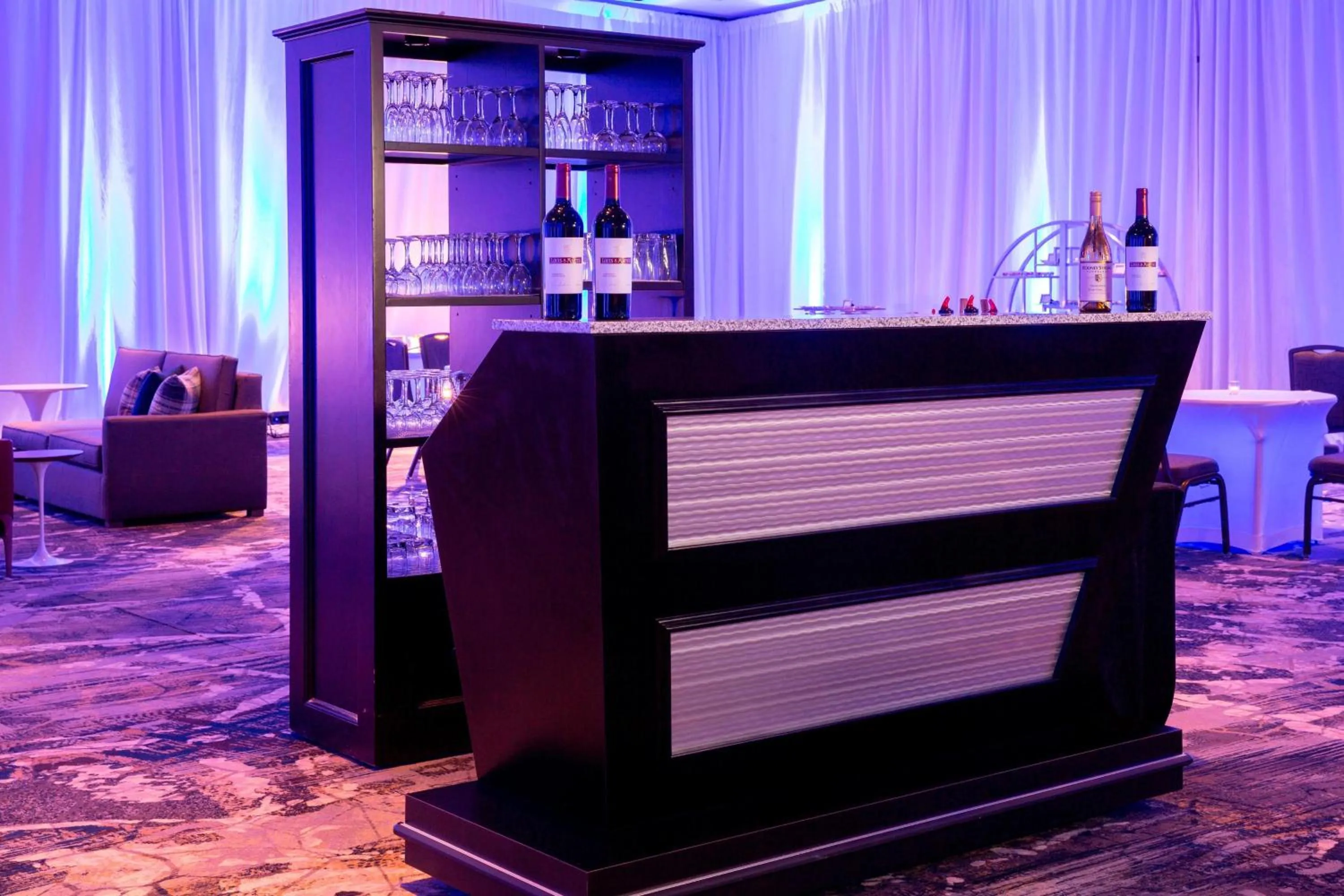 Lounge or bar in Marriott Dallas Las Colinas