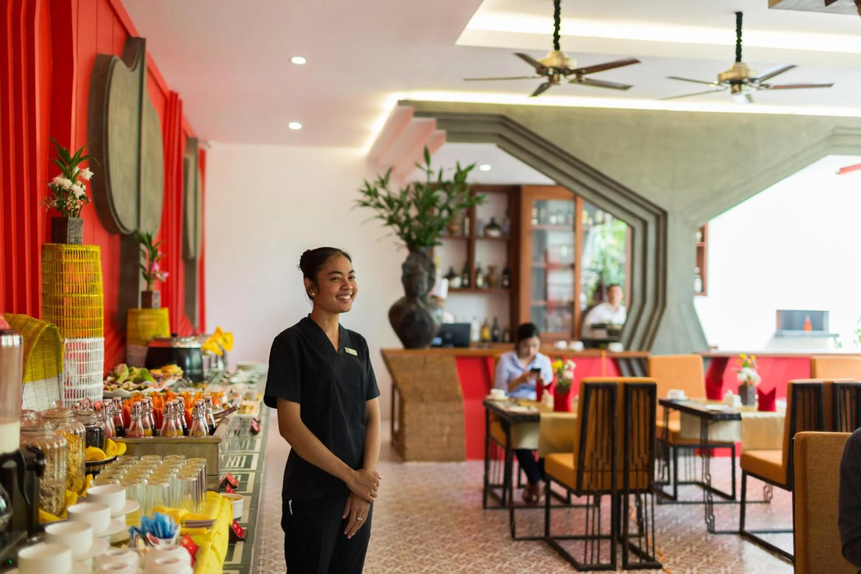 Restaurant/places to eat in Golden Temple Villa