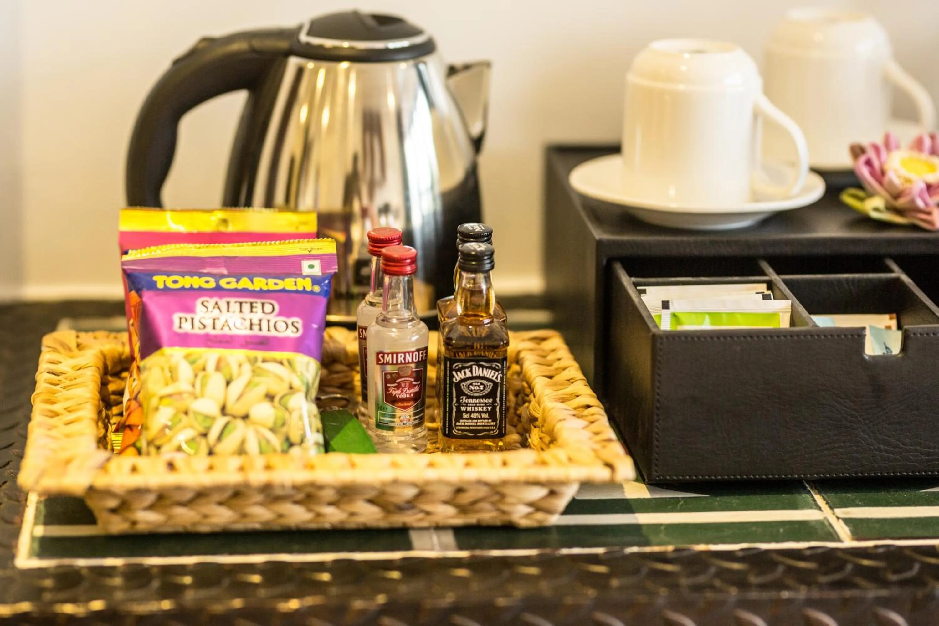 Coffee/tea facilities in Golden Temple Villa