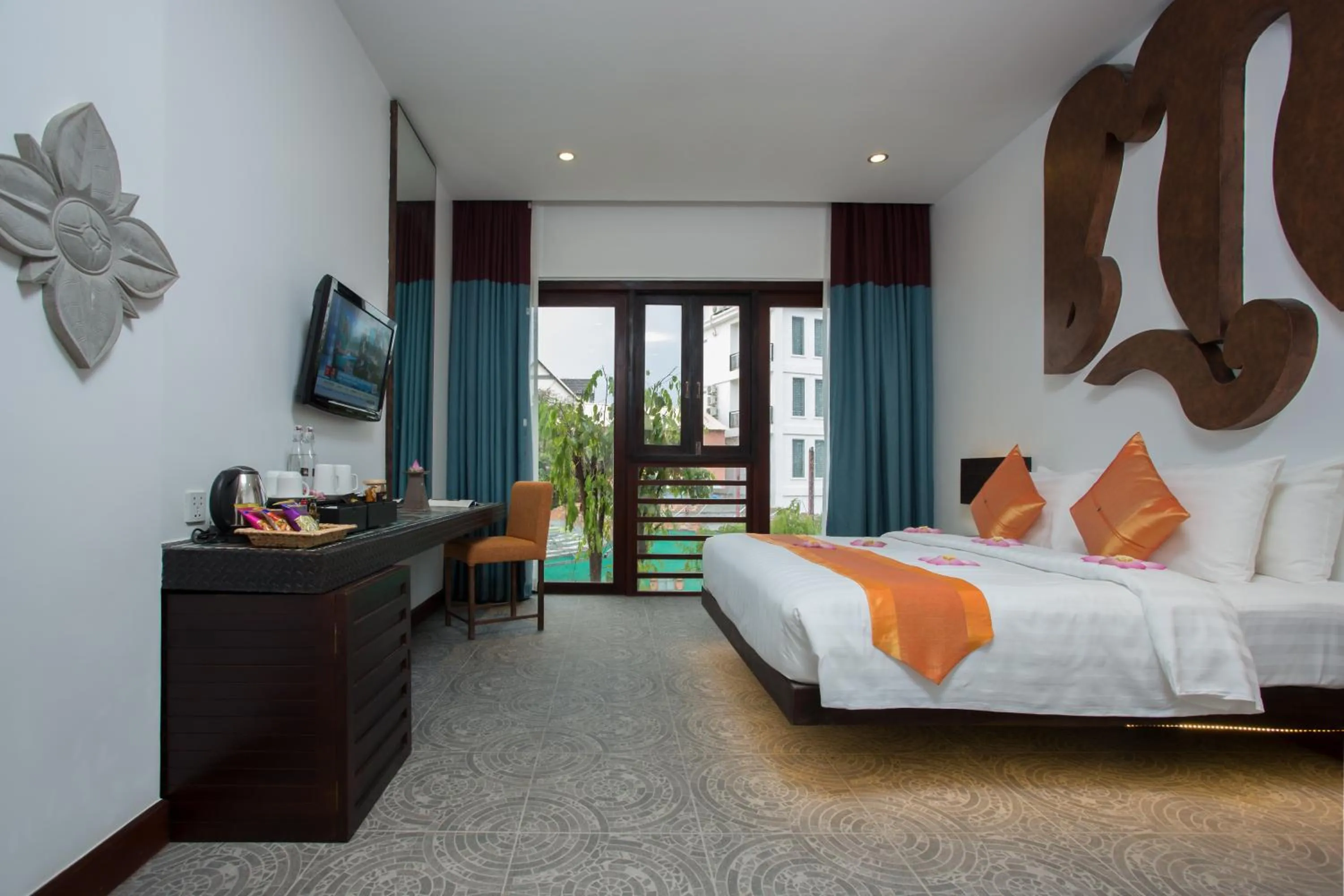 Bed in Golden Temple Villa