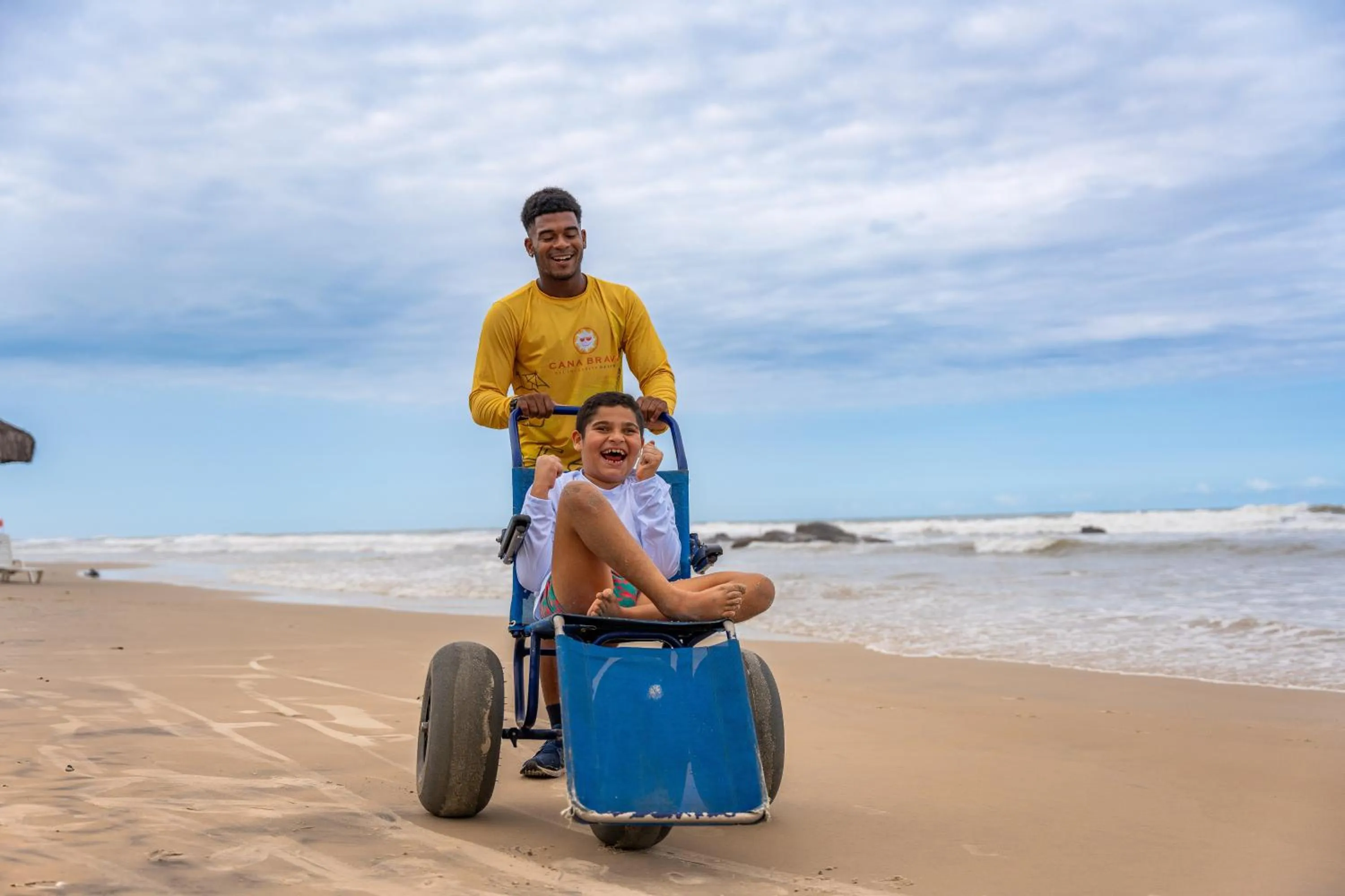 People in Cana Brava All Inclusive Resort