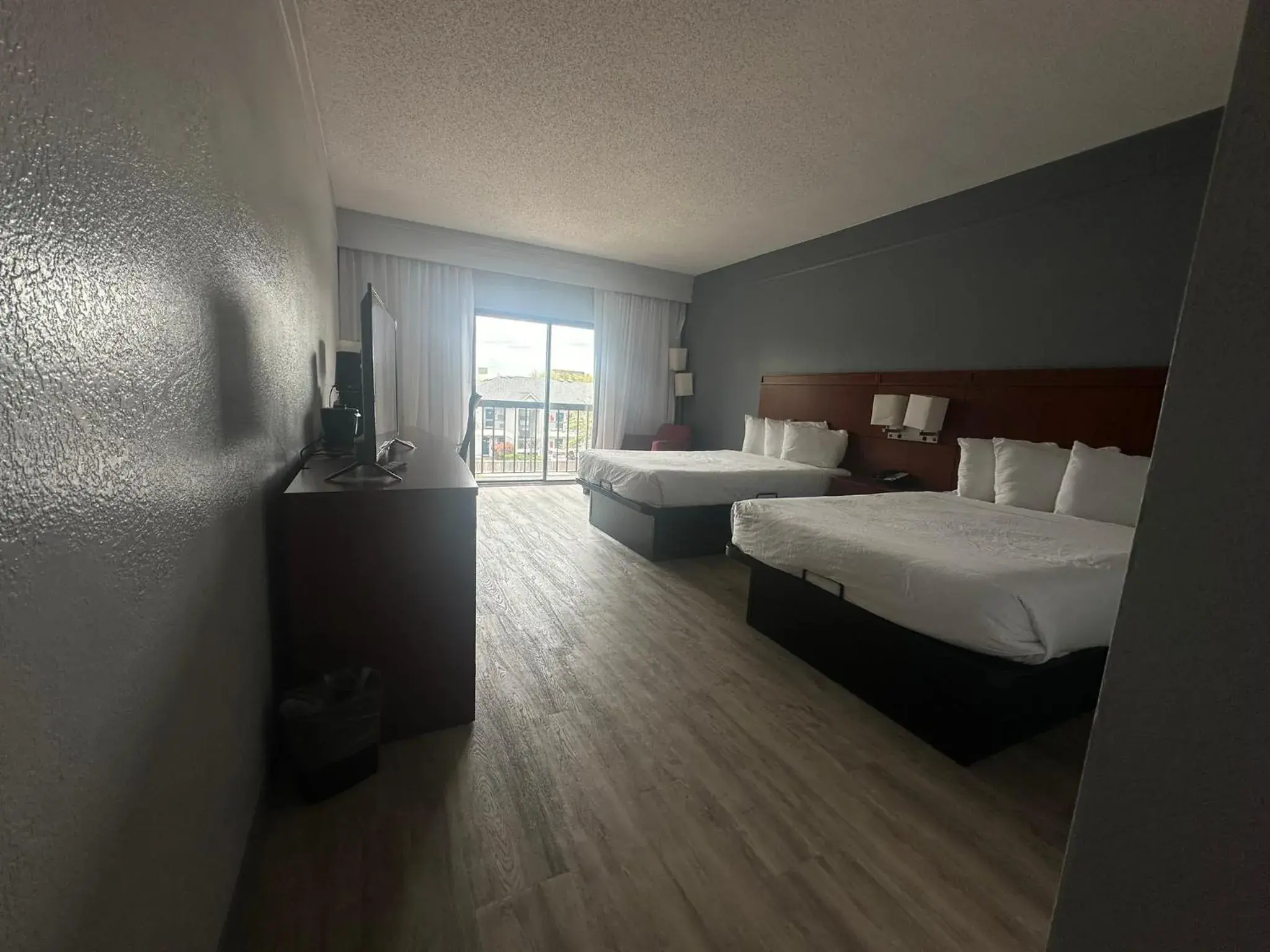 Double Room with Two Double Beds and Bathtub w/Grab Bars - Non-Smoking in Super 8 by Wyndham Dallas Love Field Airport Double Room with Two Double Beds and Bathtub w/Grab Bars - Non-Smoking in Super 8 by Wyndham Dallas Love Field Airport