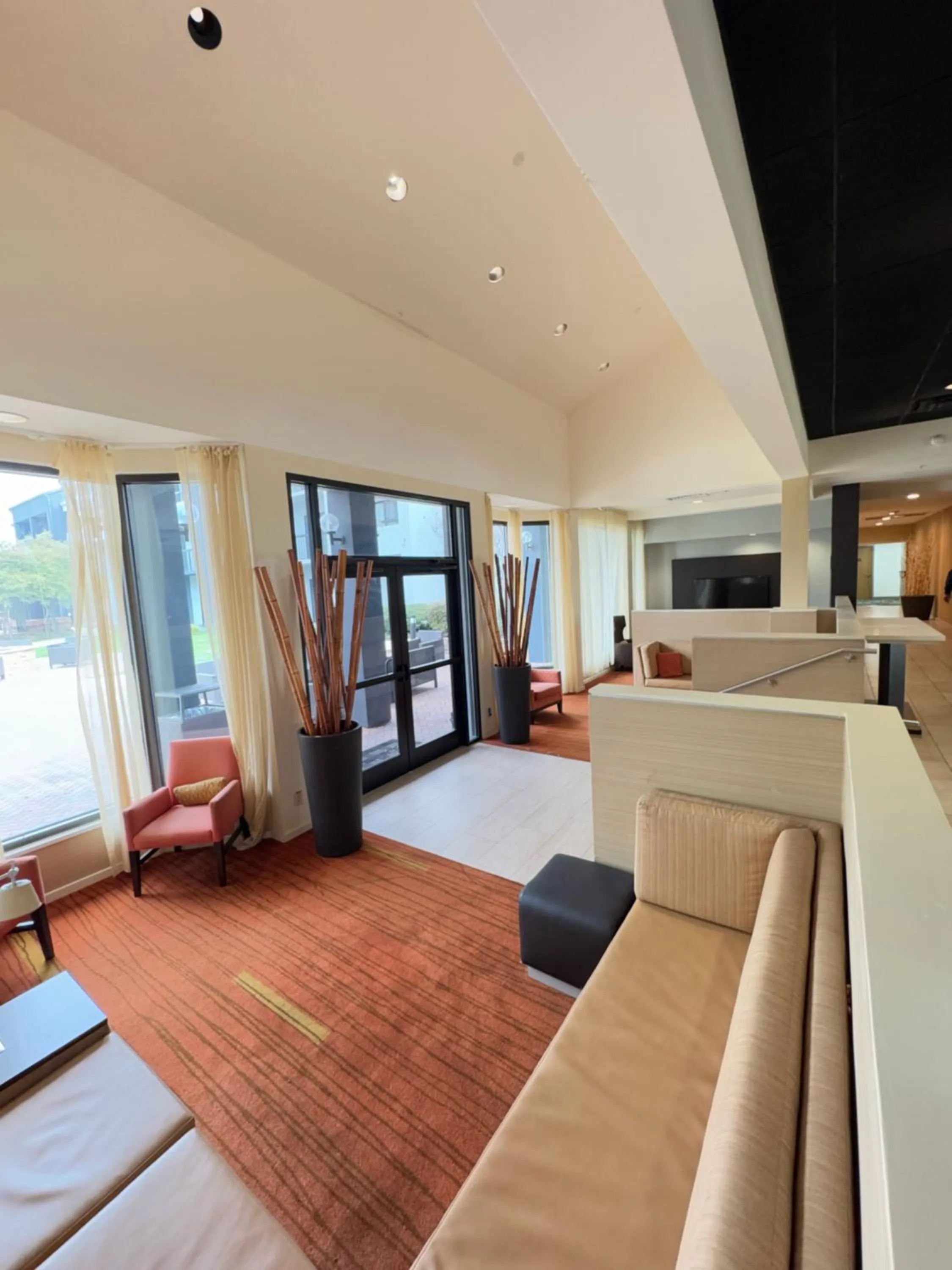 Super 8 by Wyndham Dallas Love Field Airport