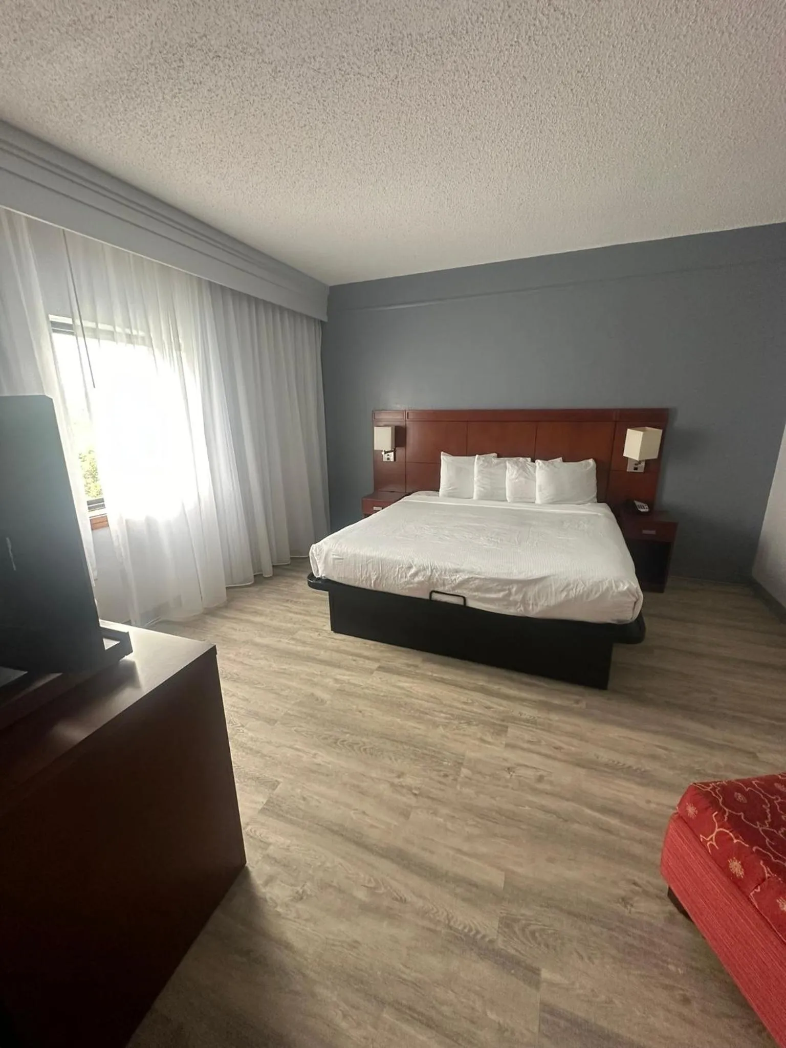Bed in Super 8 by Wyndham Dallas Love Field Airport