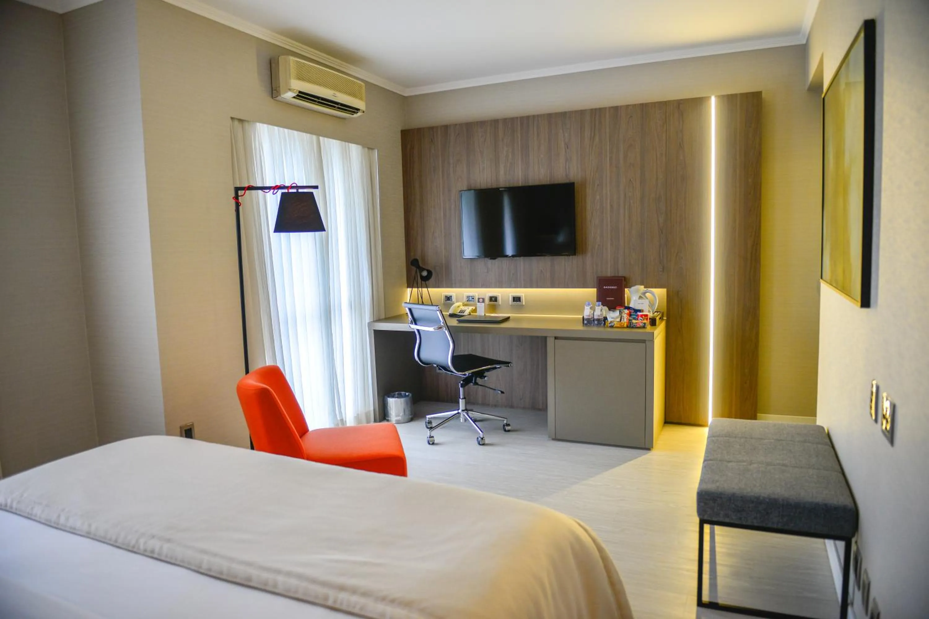 Photo of the whole room, Bed in Clarion Faria Lima