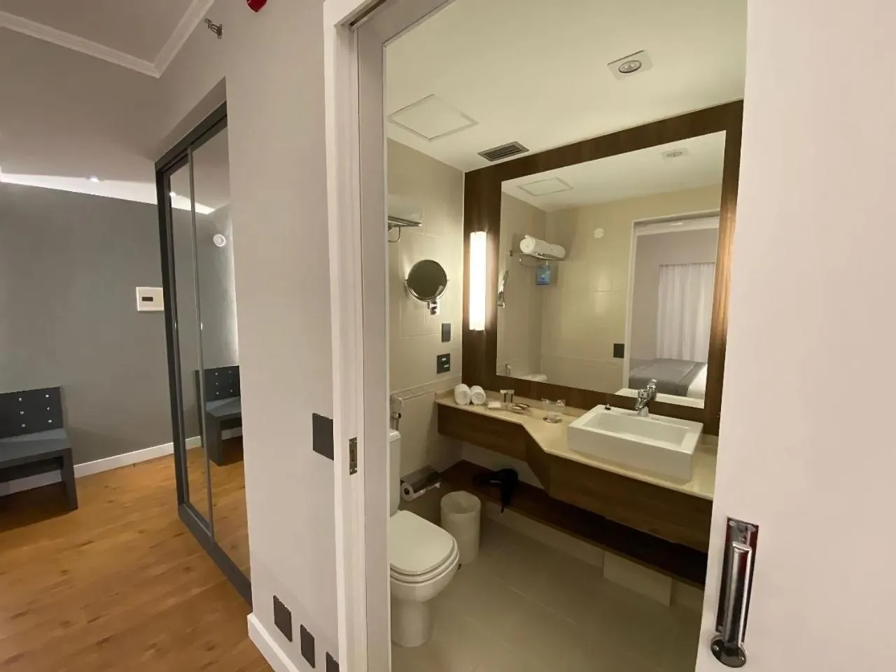 Bathroom in Clarion Faria Lima