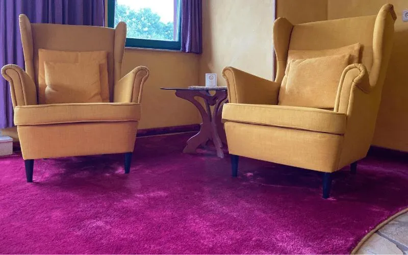 Seating area in Backstage Hotel