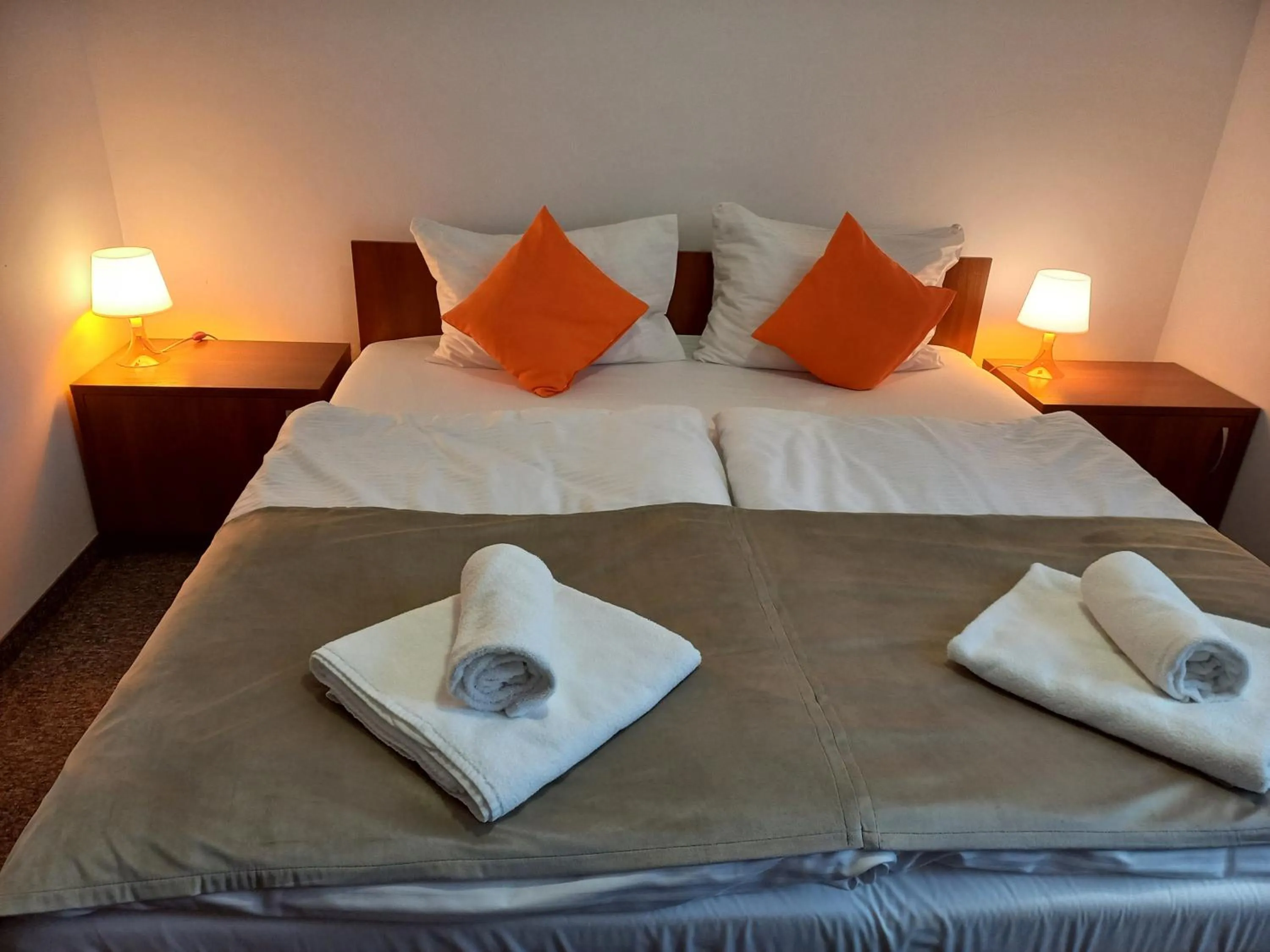 Bed in EndHotel Bielany Wroclawskie