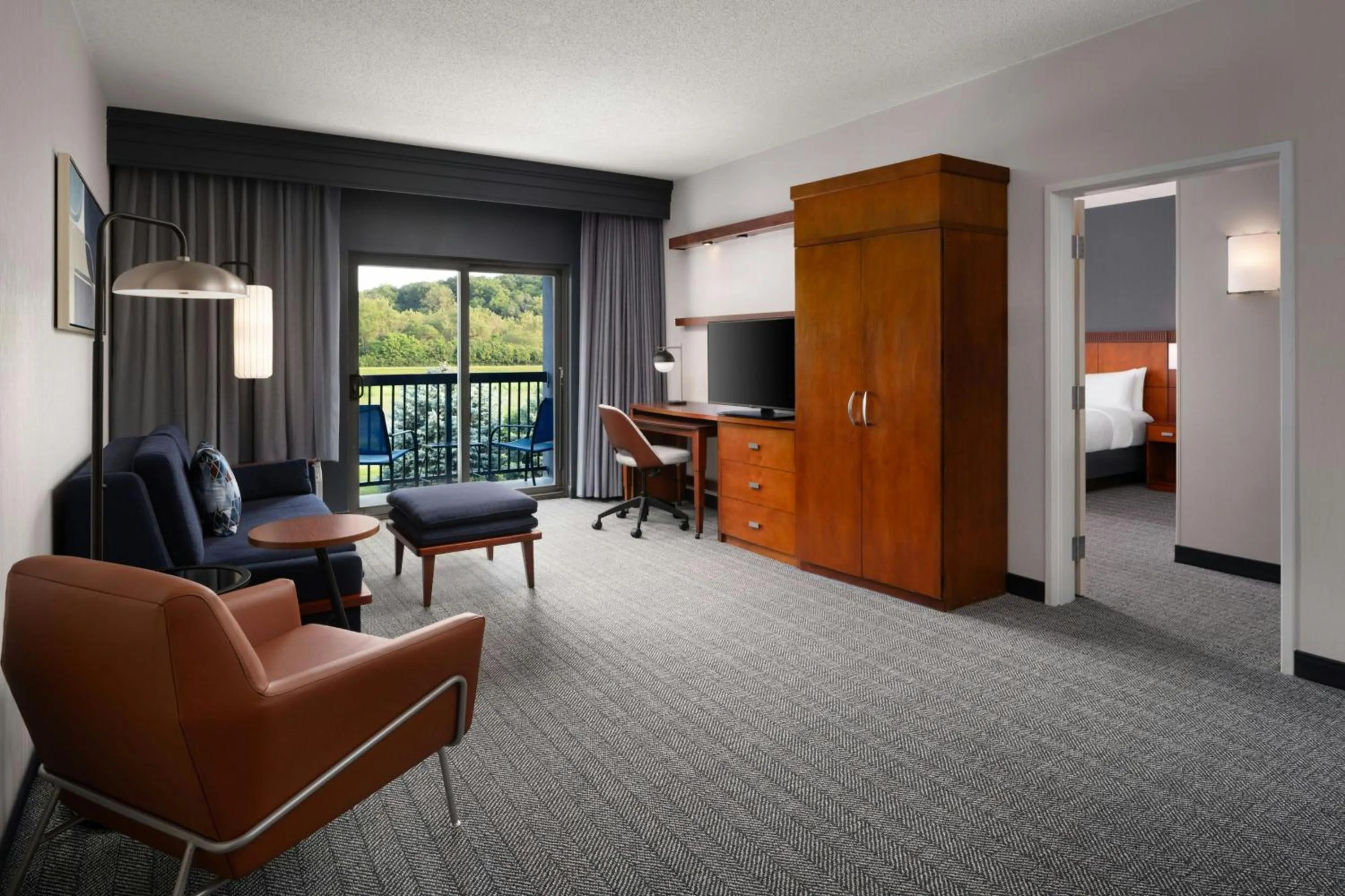 Living room in Courtyard Dayton-University of Dayton