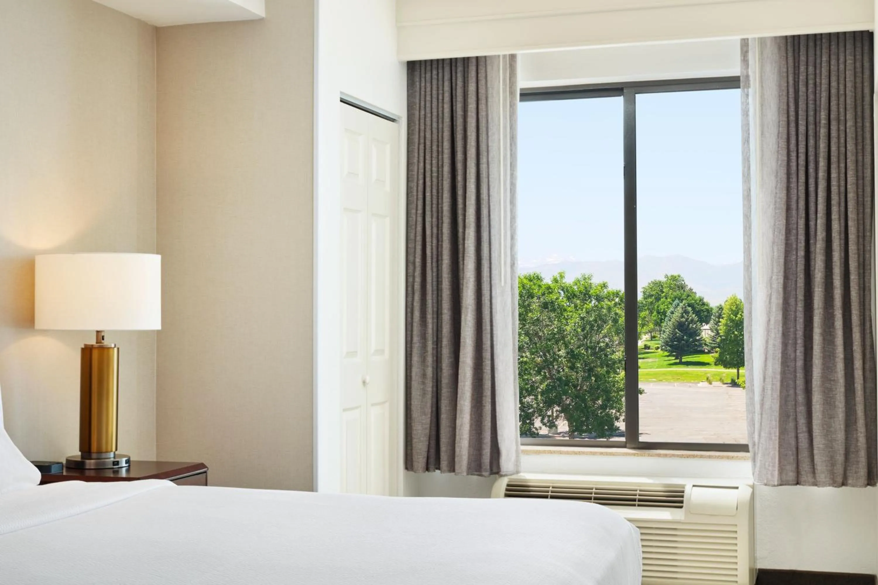 Bedroom, Bed in SpringHill Suites Boulder Longmont