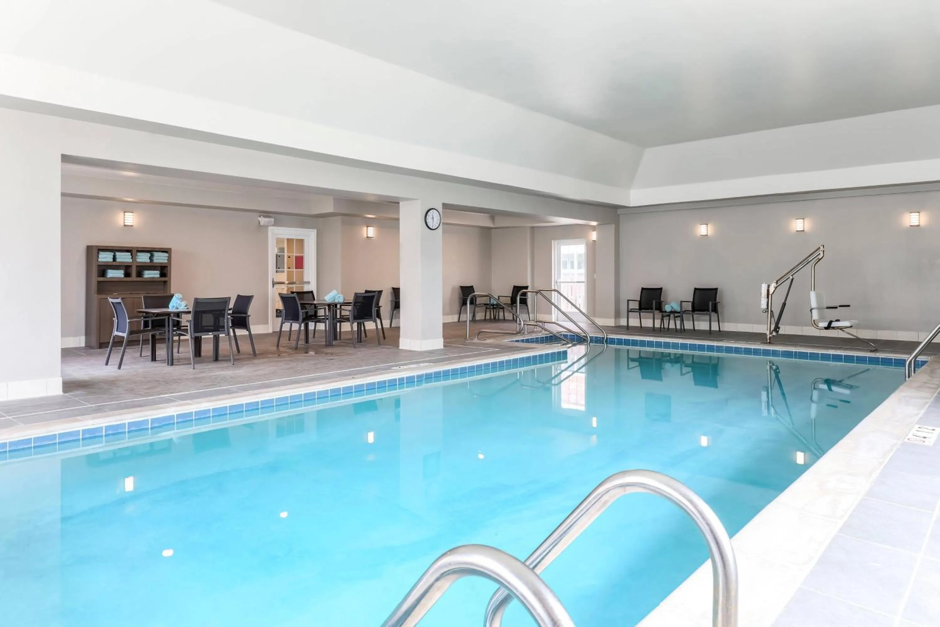 Swimming pool in Residence Inn by Marriott Denver Golden/Red Rocks