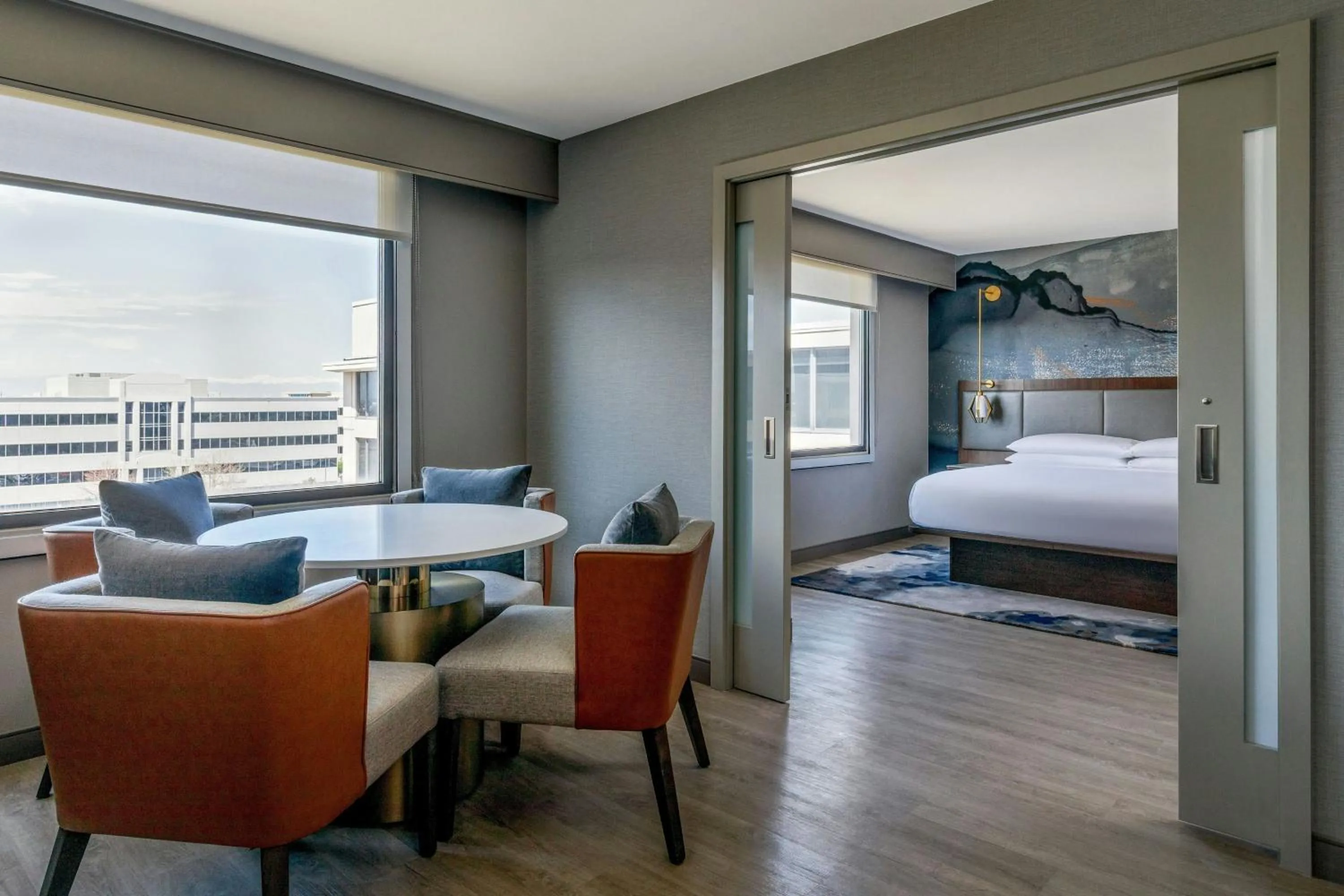 Photo of the whole room, Bed in Denver Airport Marriott at Gateway Park