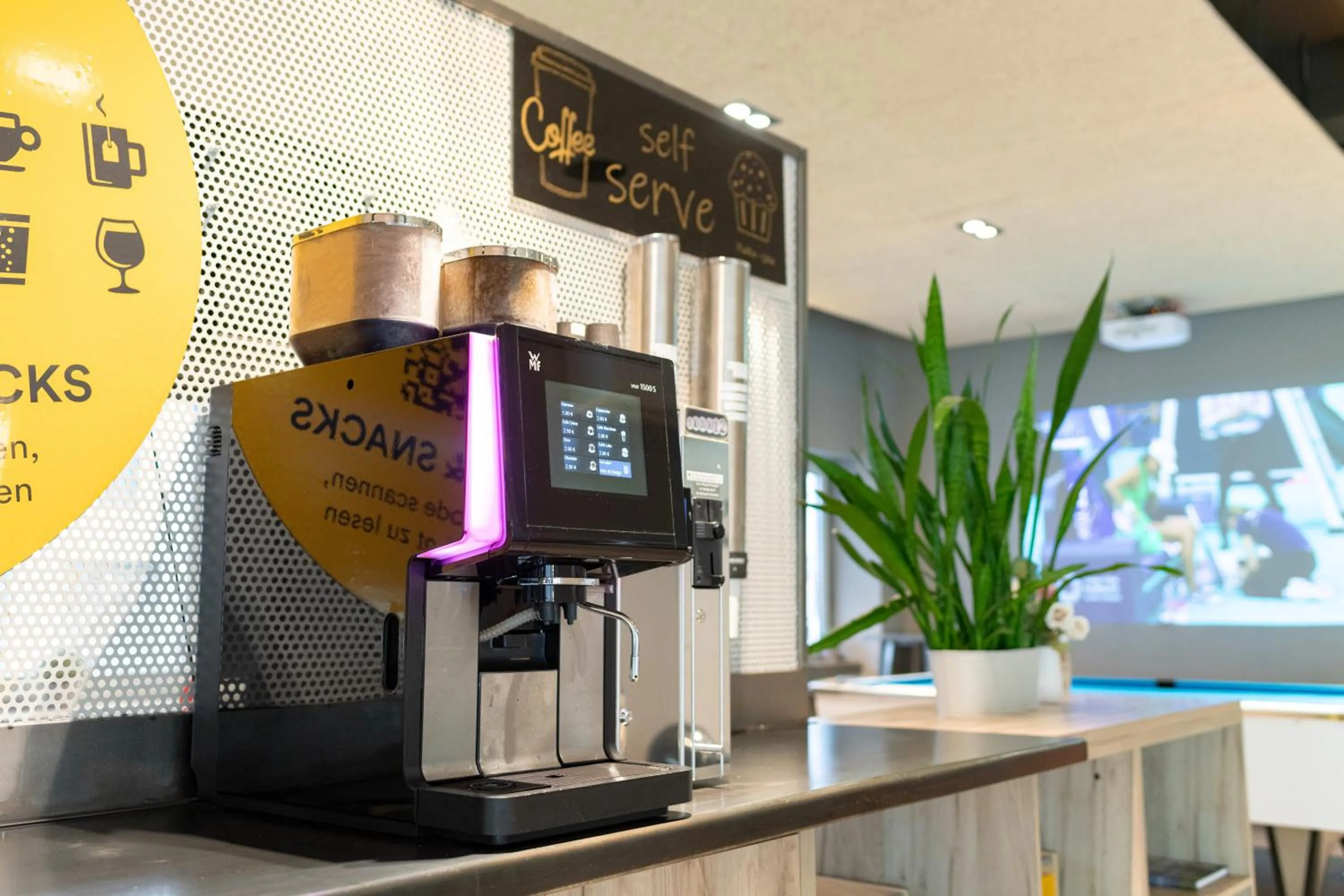 Coffee/tea facilities in a&o Nürnberg Hauptbahnhof