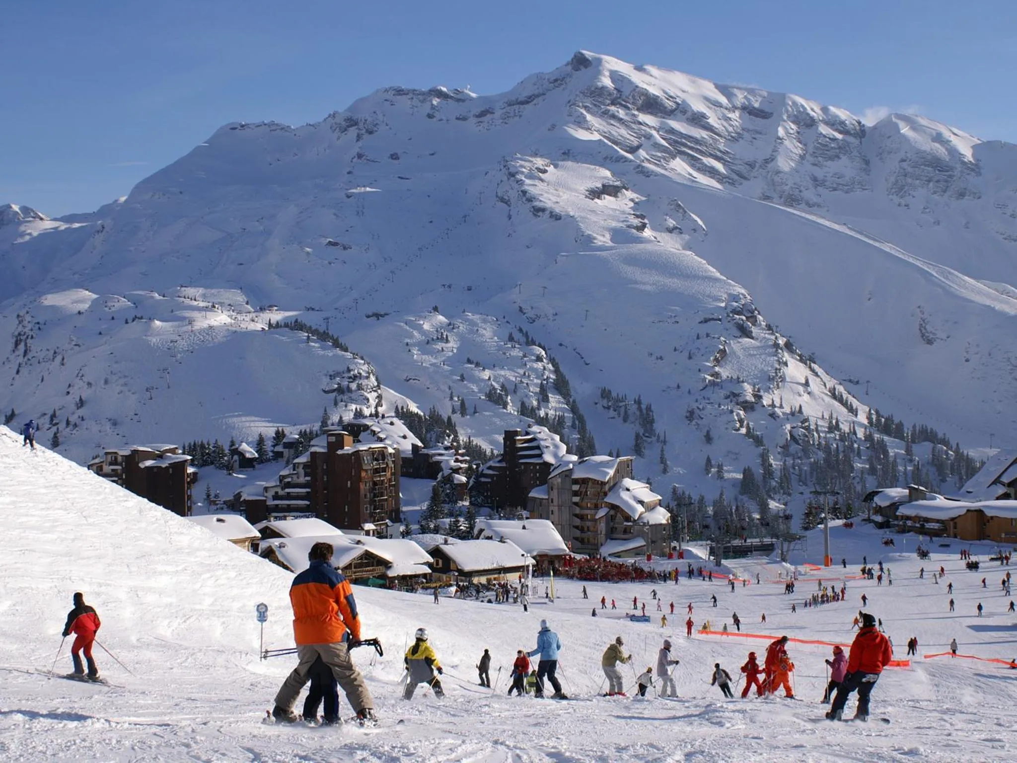 Day in Hôtel des Dromonts by SOWELL COLLECTION