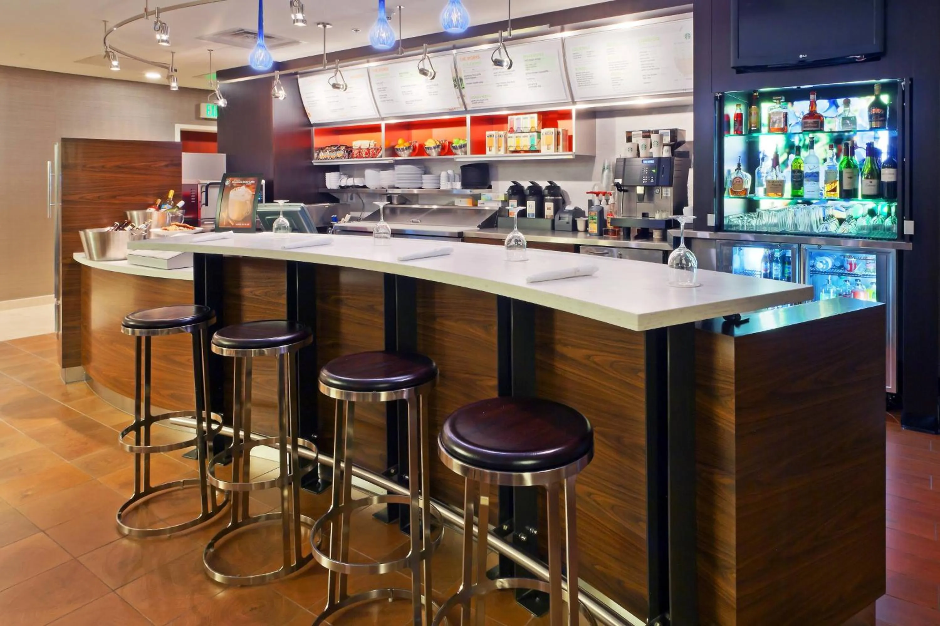 Restaurant/places to eat in Courtyard Boulder Longmont