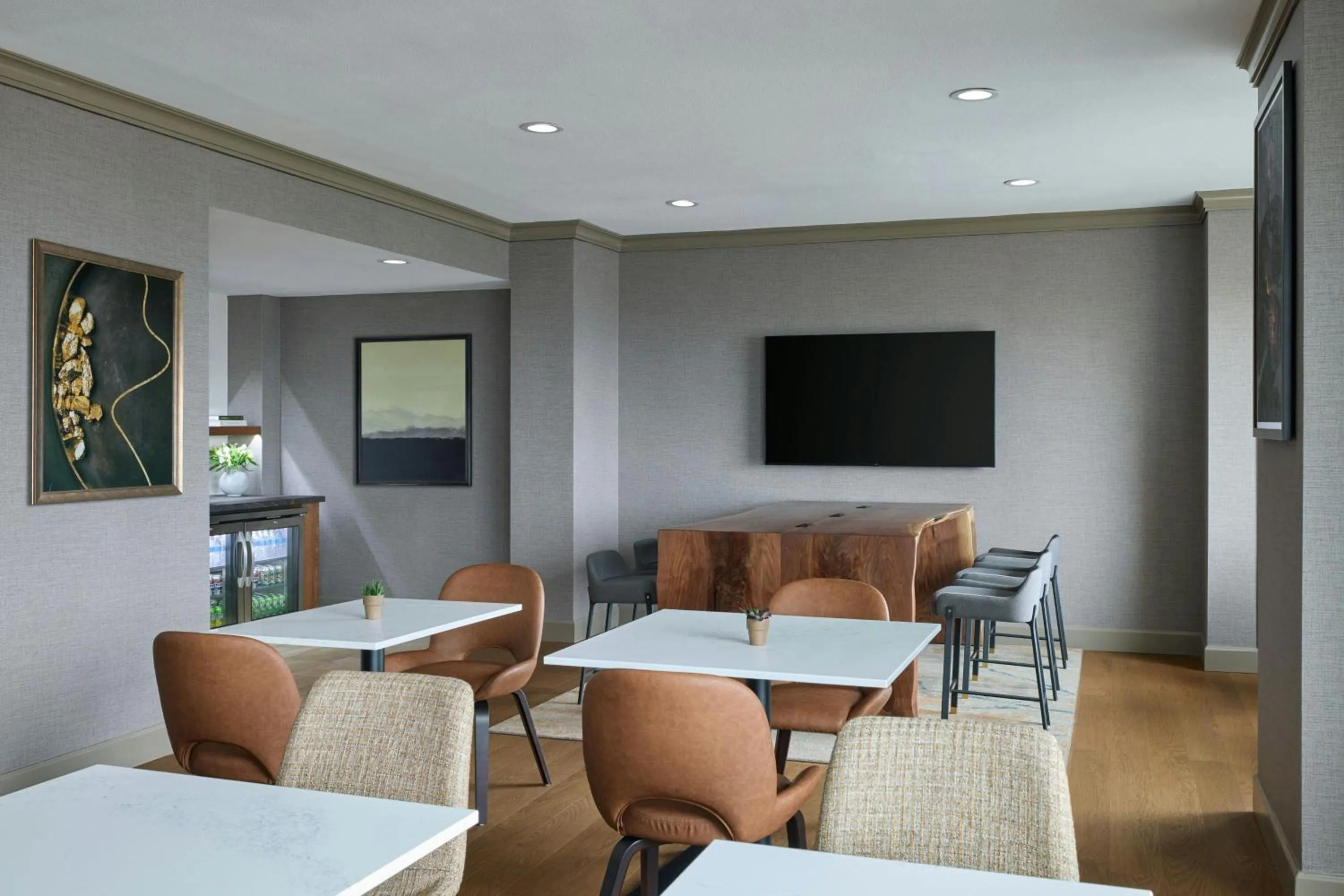 Lounge or bar in Denver Marriott South at Park Meadows
