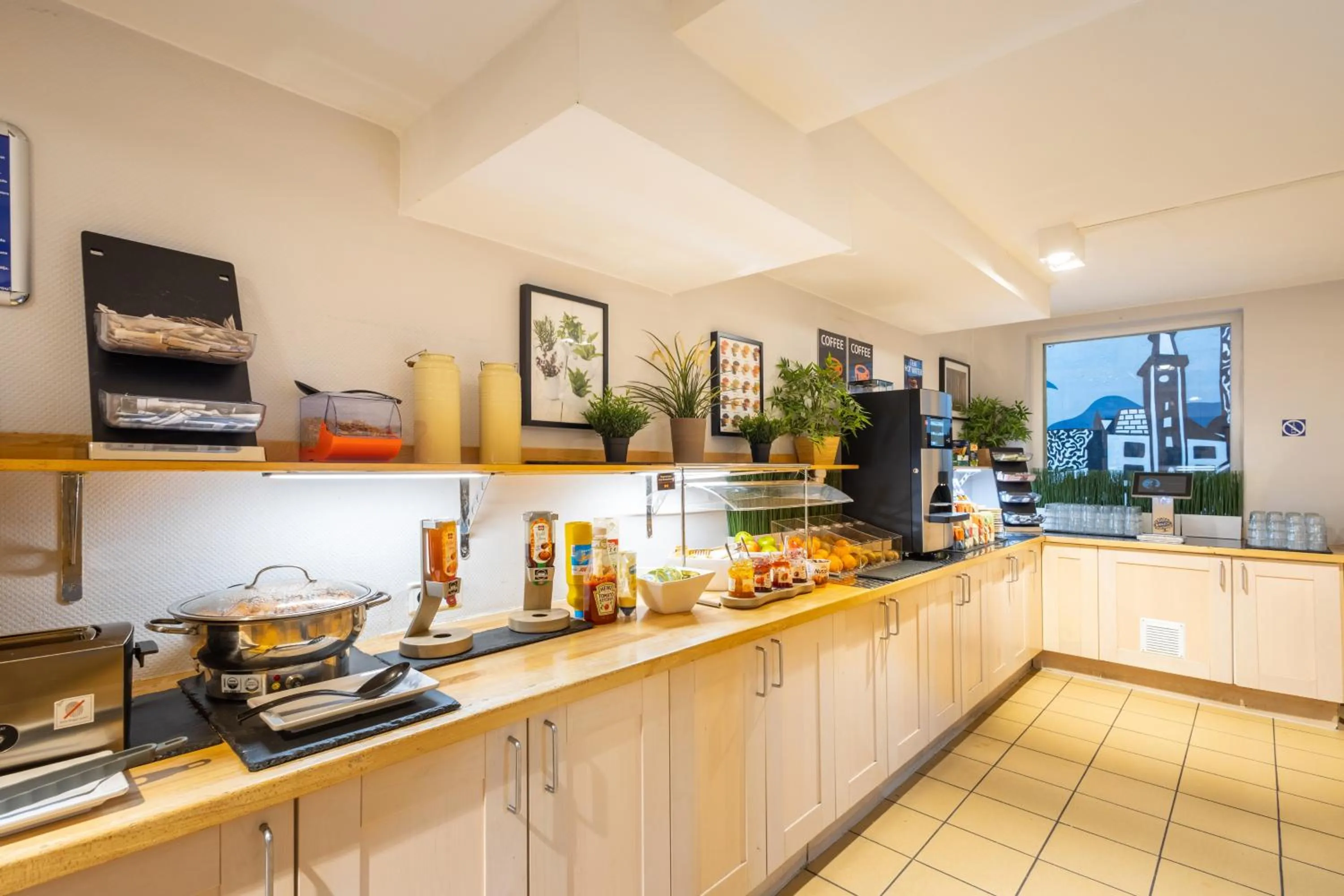 Buffet breakfast in a&o Dortmund Hauptbahnhof