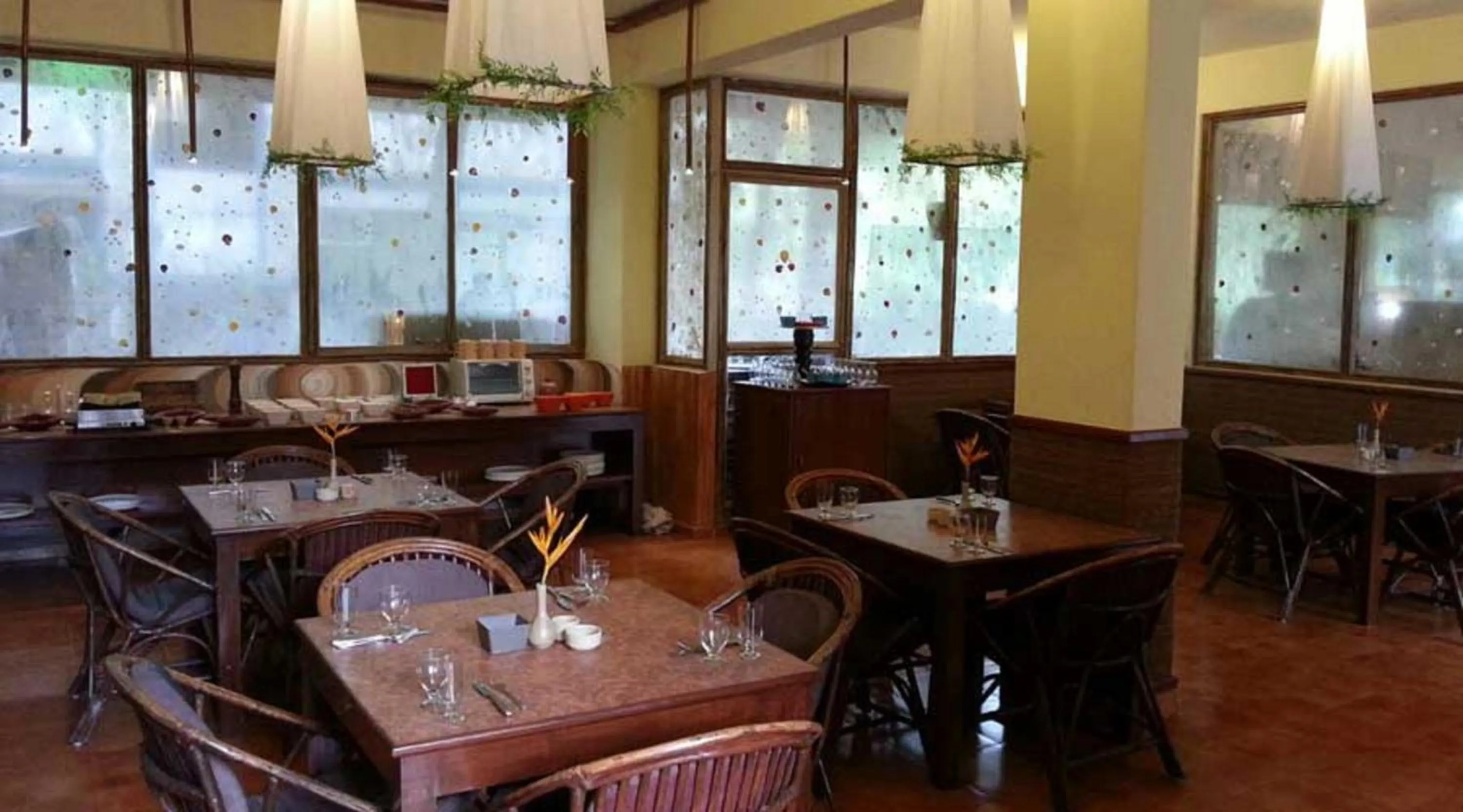 Restaurant/places to eat in The Camelot Beach Resort - Baga