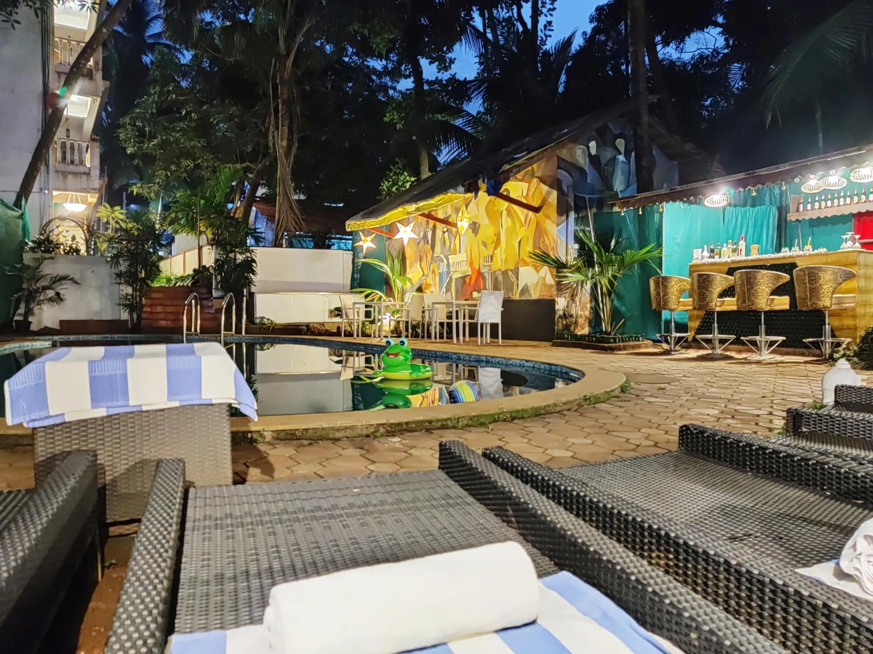 Swimming pool in The Camelot Beach Resort - Baga