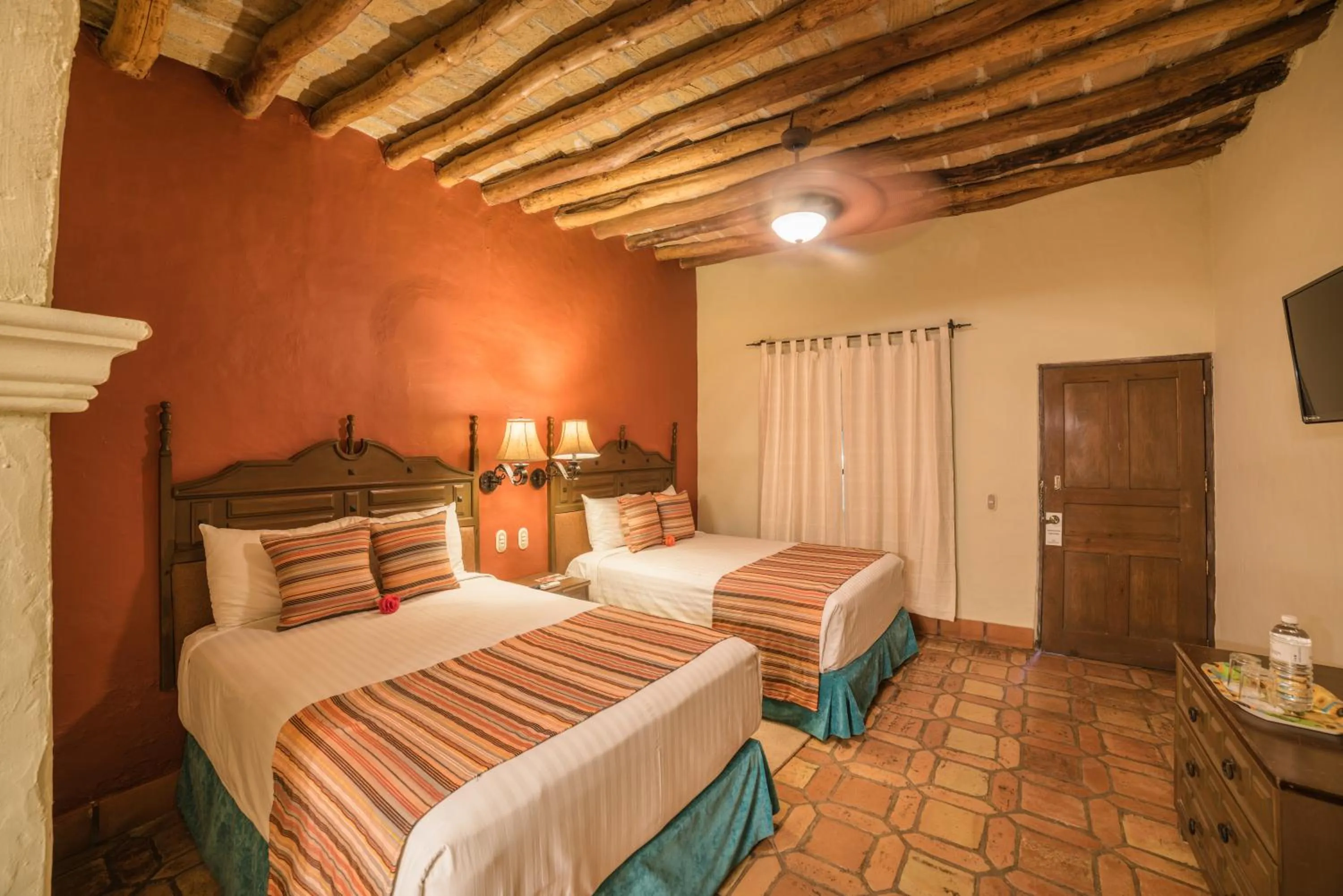 Bed in Hotel Posada del Hidalgo - Balderrama Hotel Collection