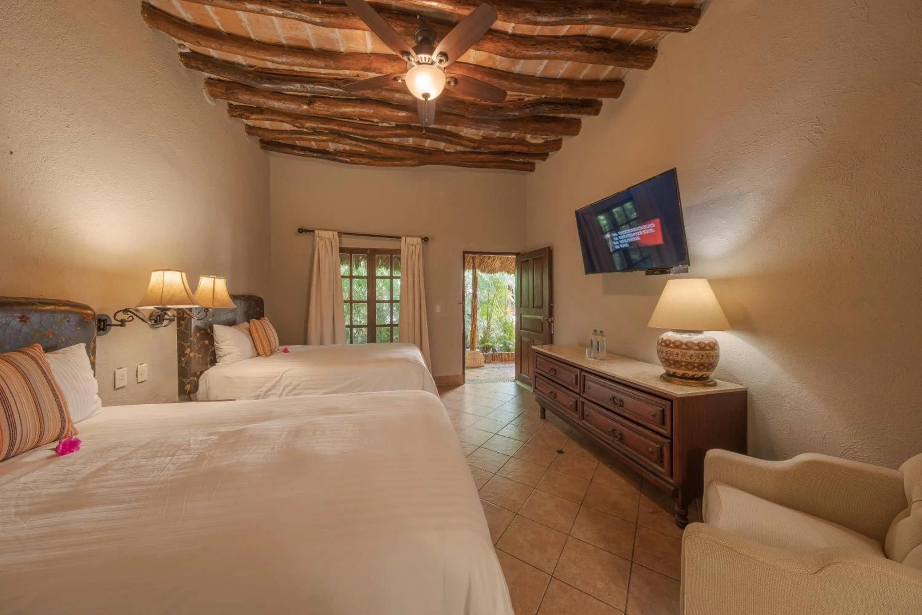 Bed in Hotel Posada del Hidalgo - Balderrama Hotel Collection