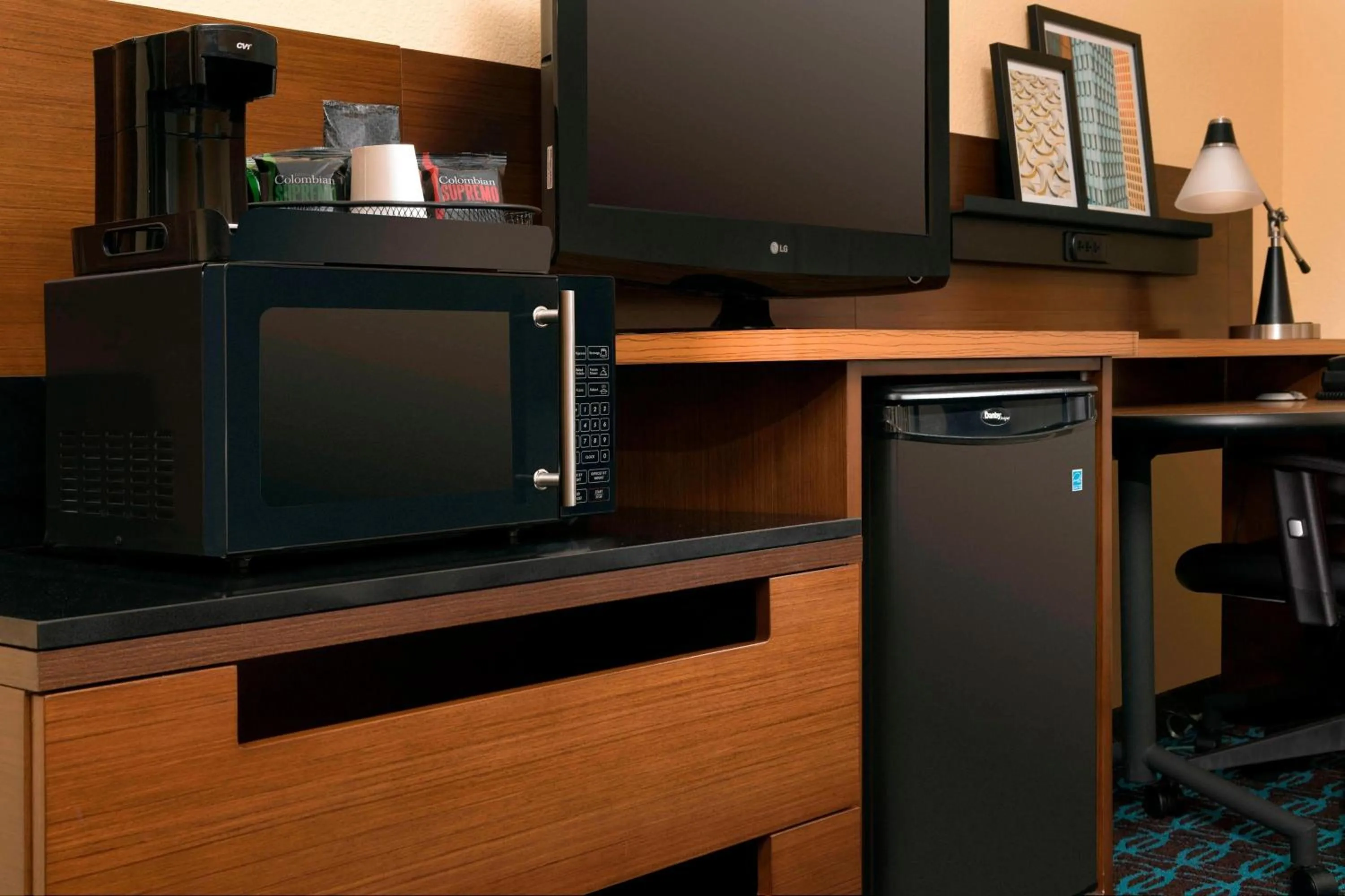 Photo of the whole room in Fairfield Inn & Suites Weatherford