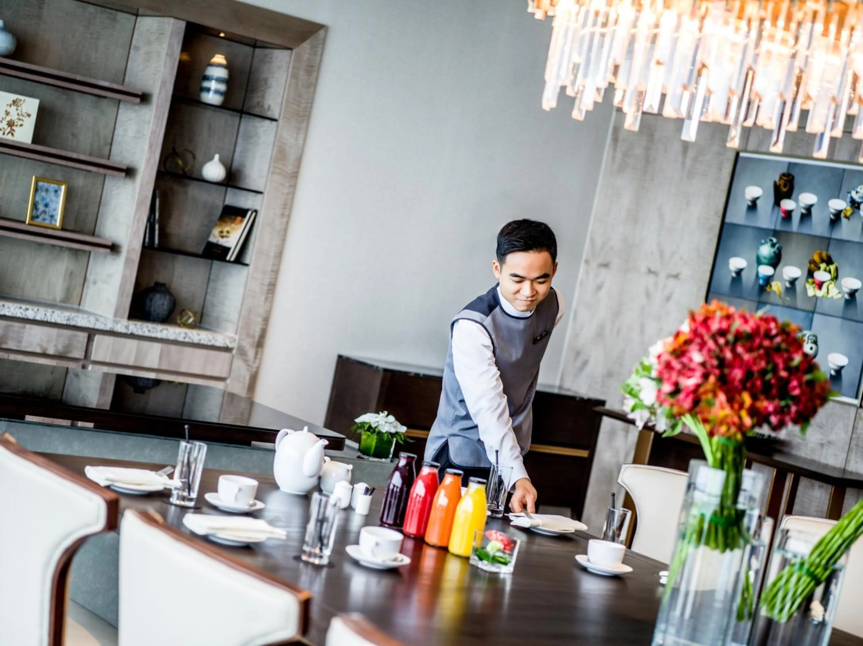 Restaurant/places to eat in InterContinental Hanoi Landmark72 by IHG