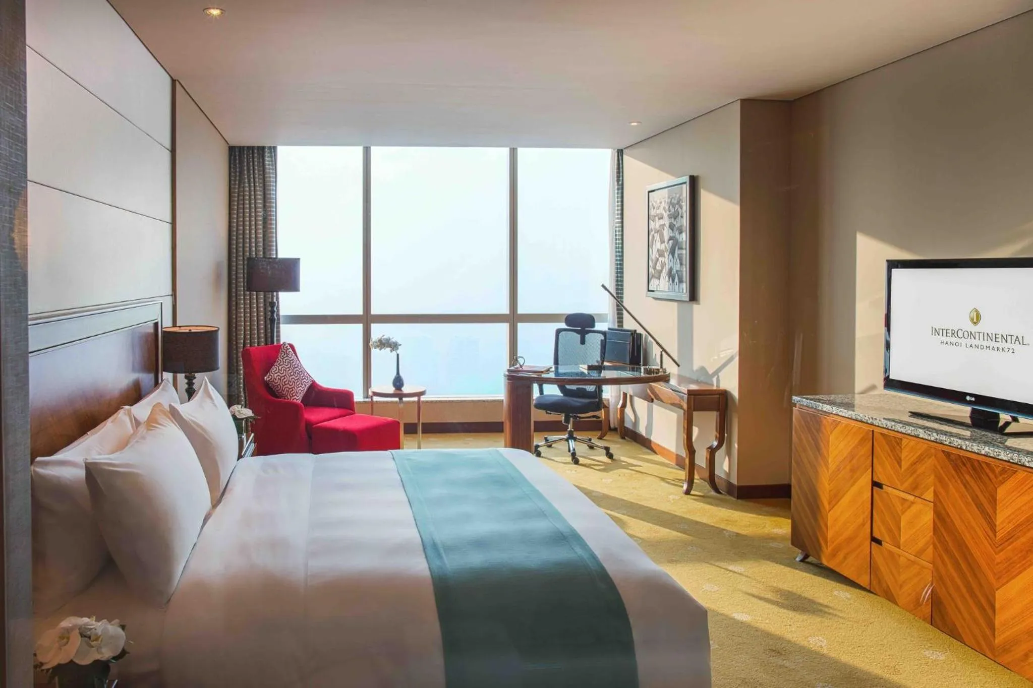 Photo of the whole room, Bed in InterContinental Hanoi Landmark72 by IHG