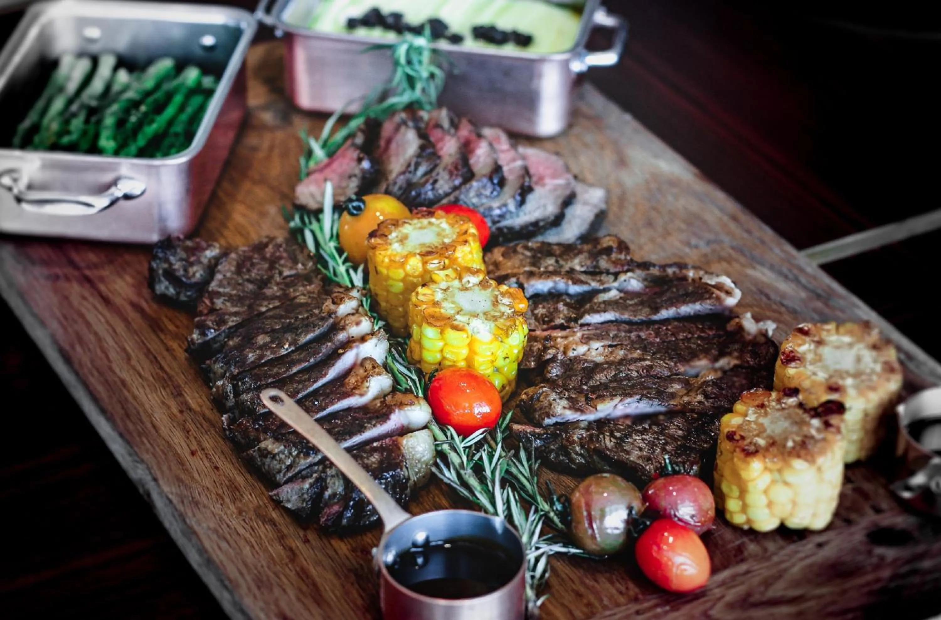 Restaurant/places to eat in InterContinental Hanoi Landmark72 by IHG