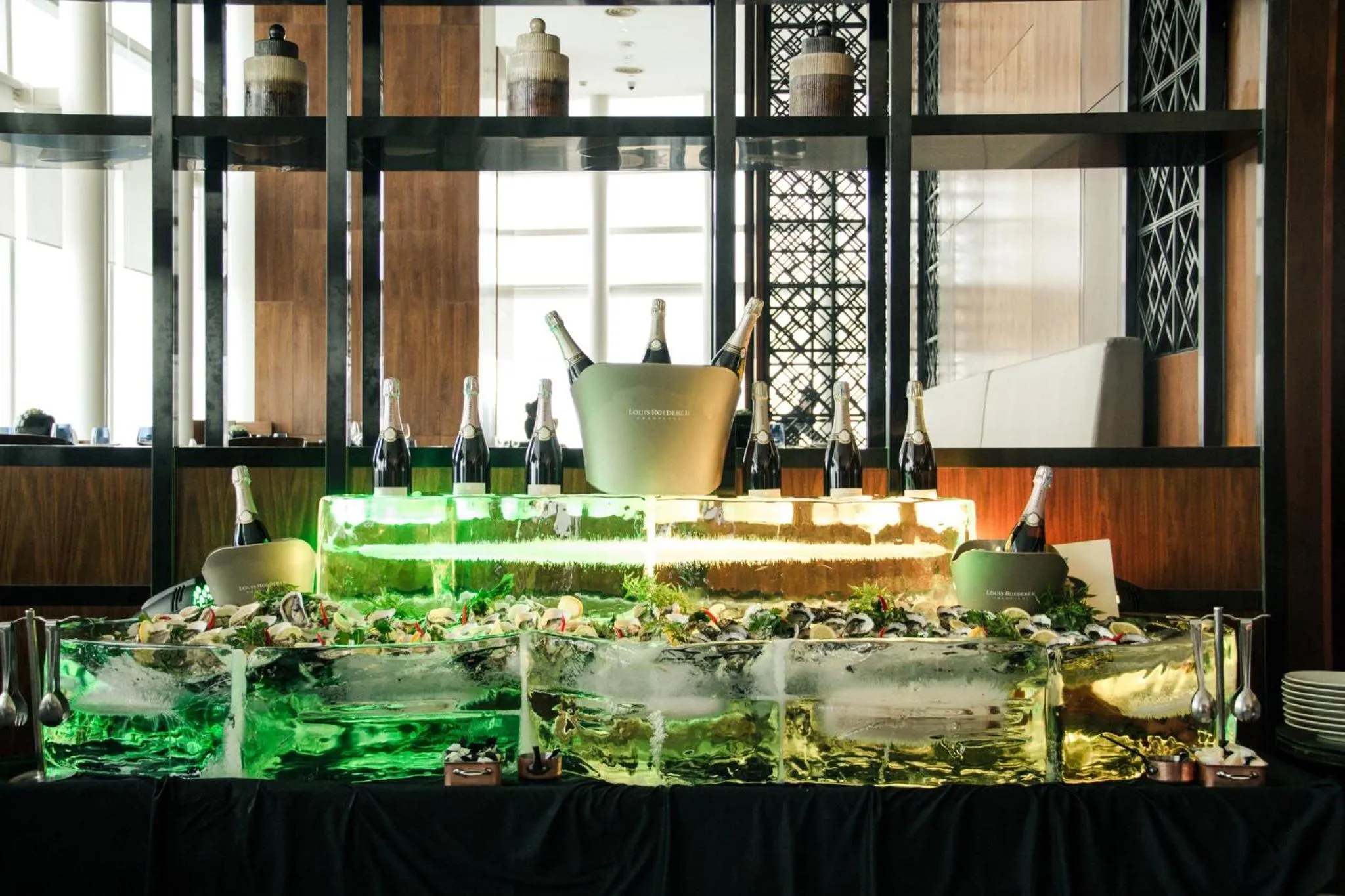 Restaurant/places to eat in InterContinental Hanoi Landmark72 by IHG