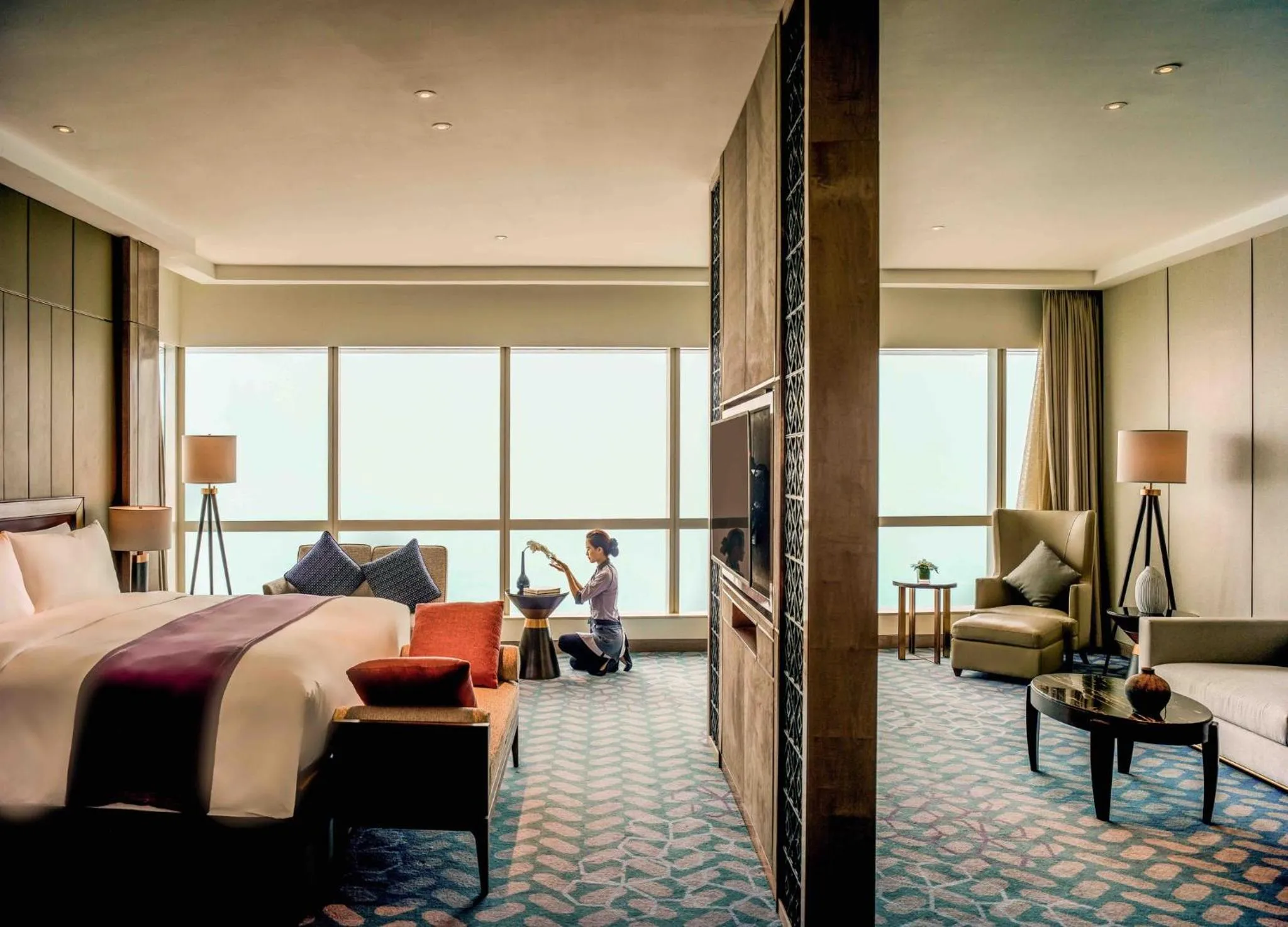 Photo of the whole room, Bed in InterContinental Hanoi Landmark72 by IHG