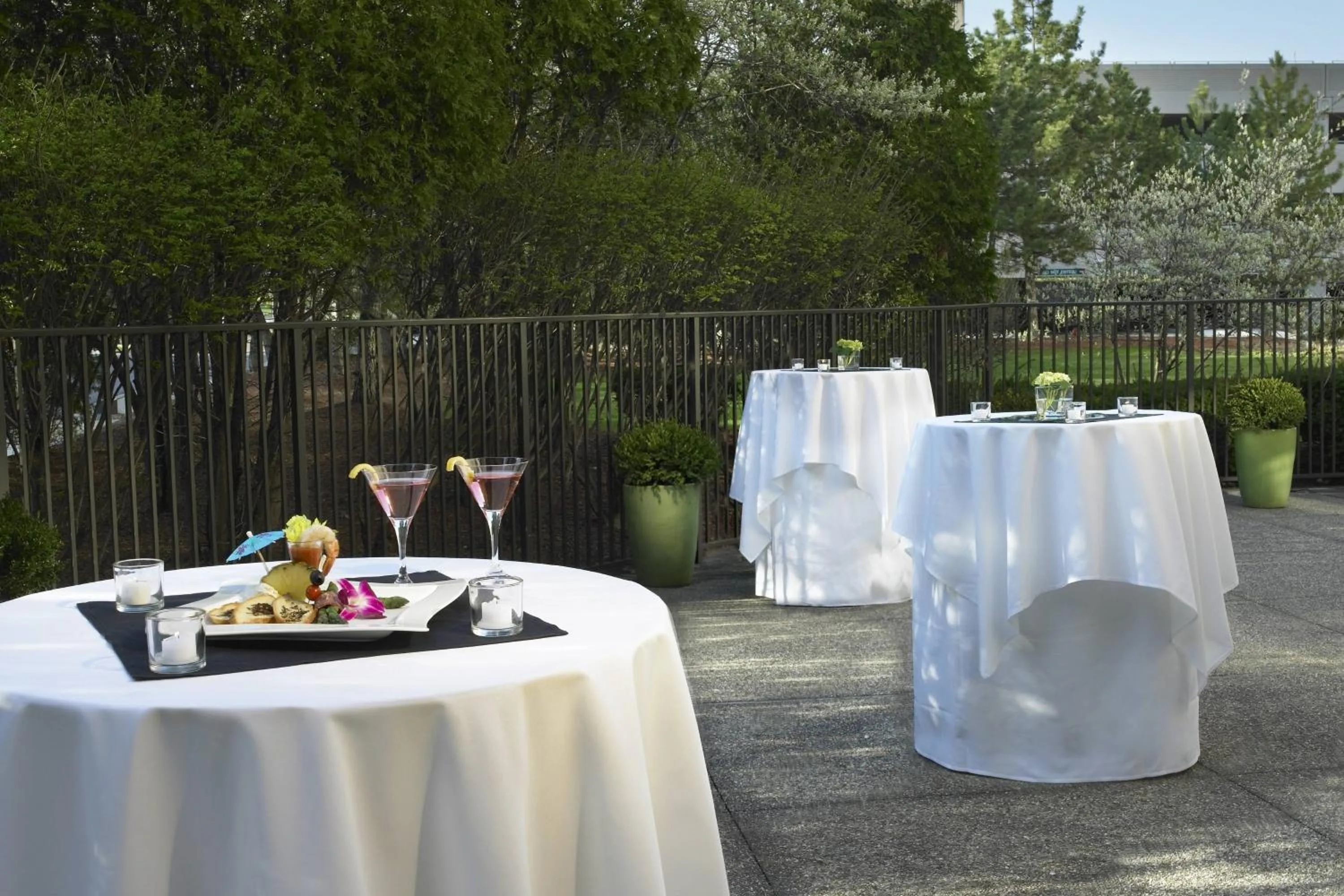 Lobby or reception in Detroit Marriott Livonia