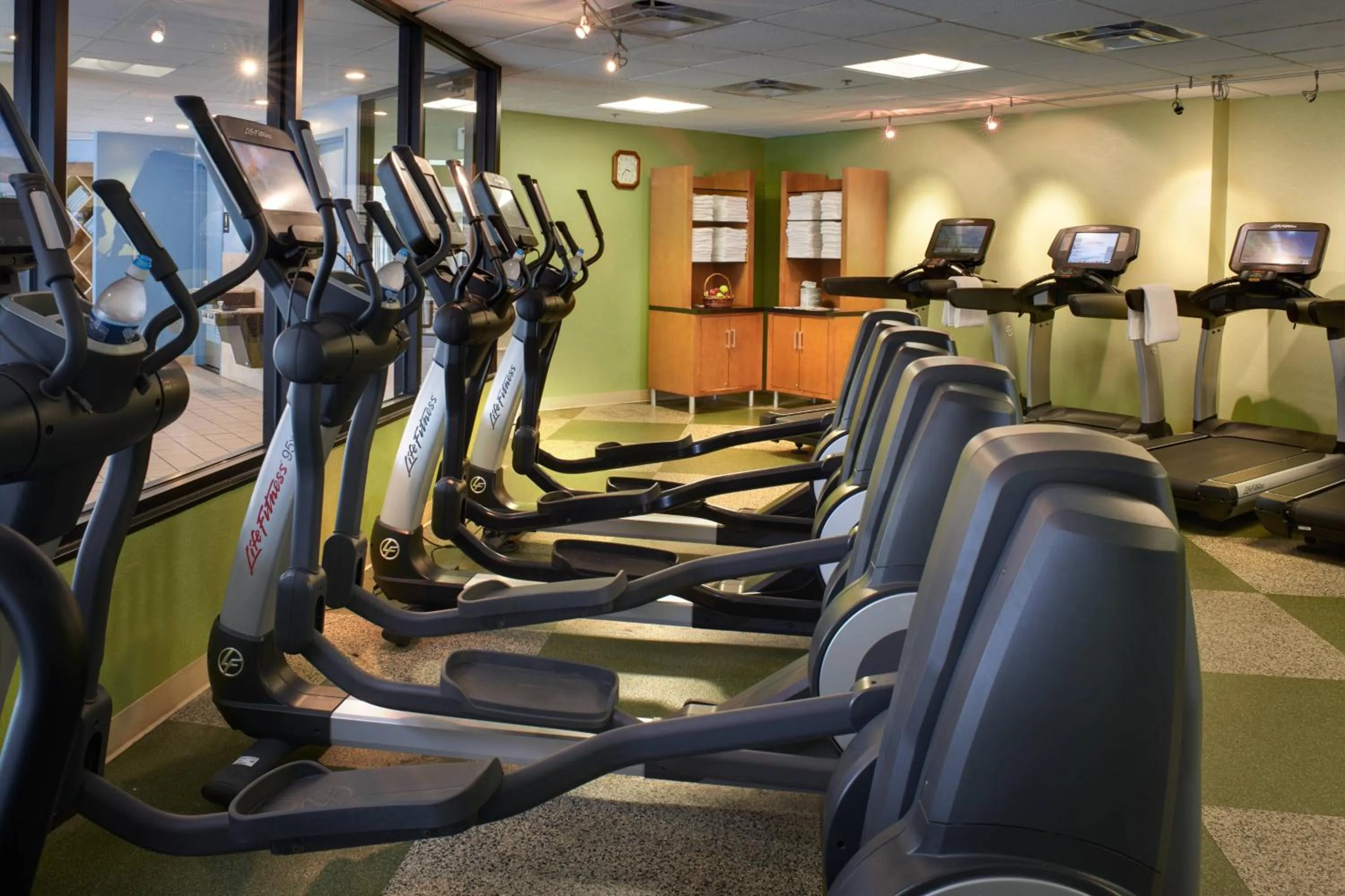 Fitness centre/facilities in Detroit Marriott Livonia