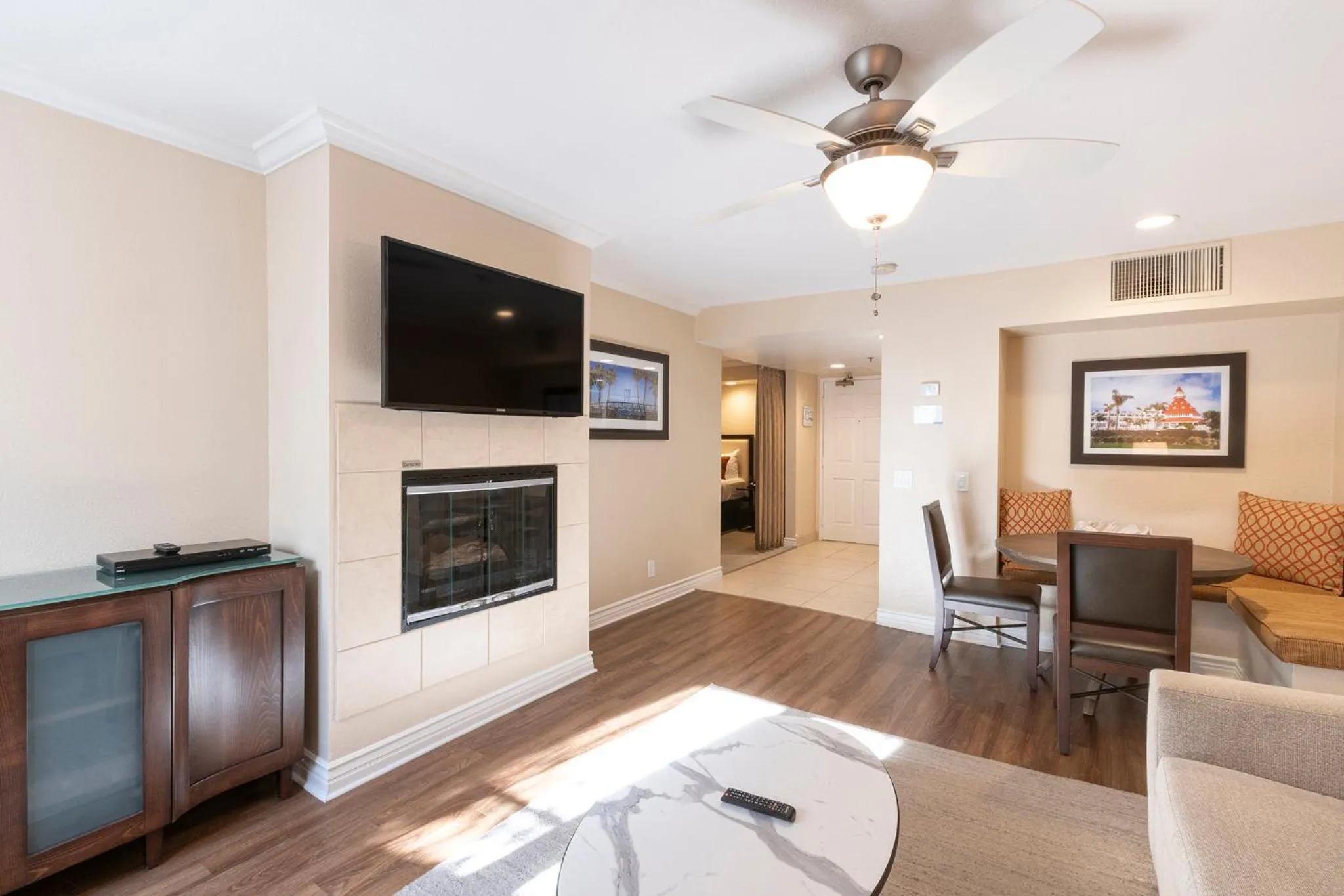 Seating area in Coronado Beach Resort