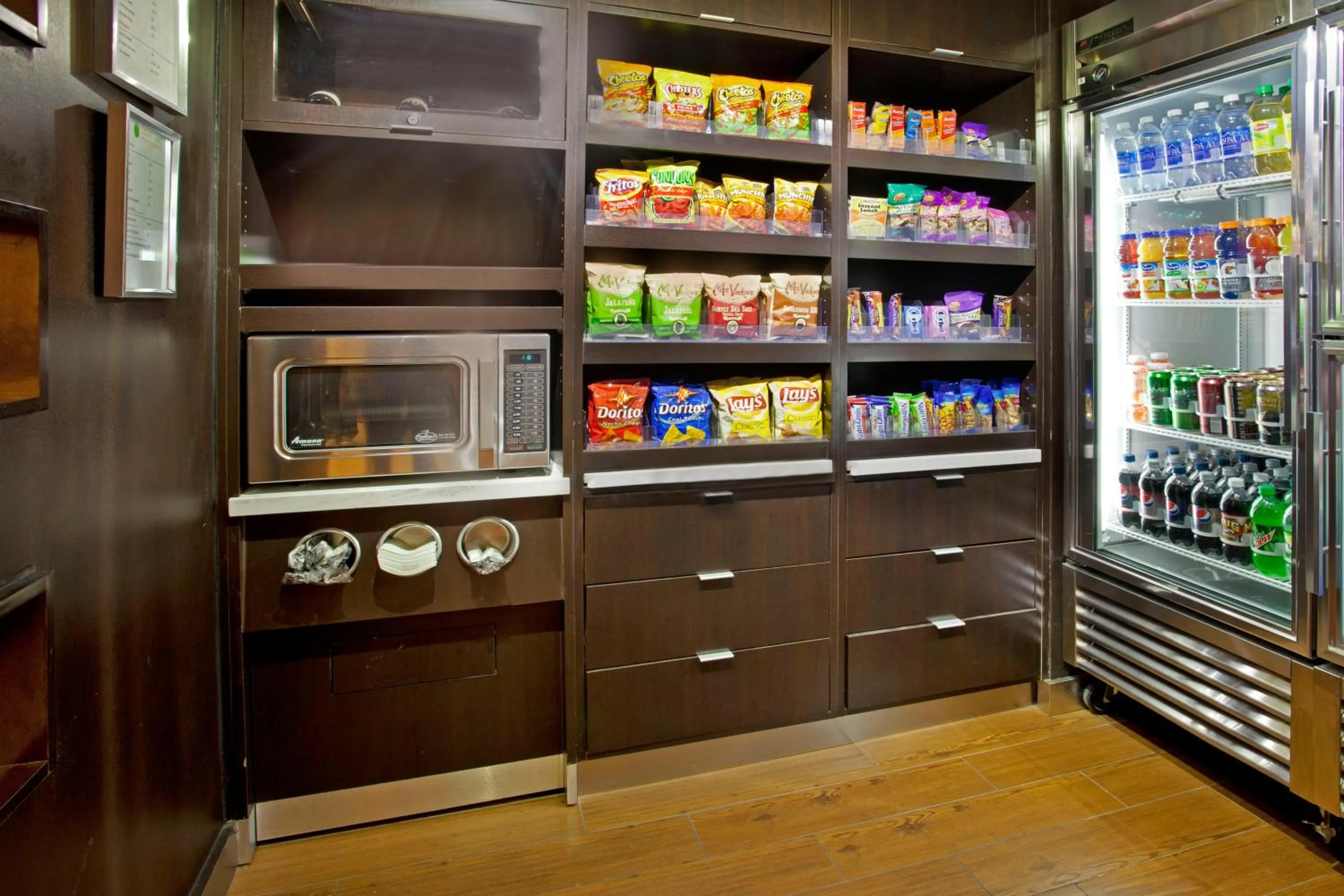 Dining area in Courtyard El Paso Airport