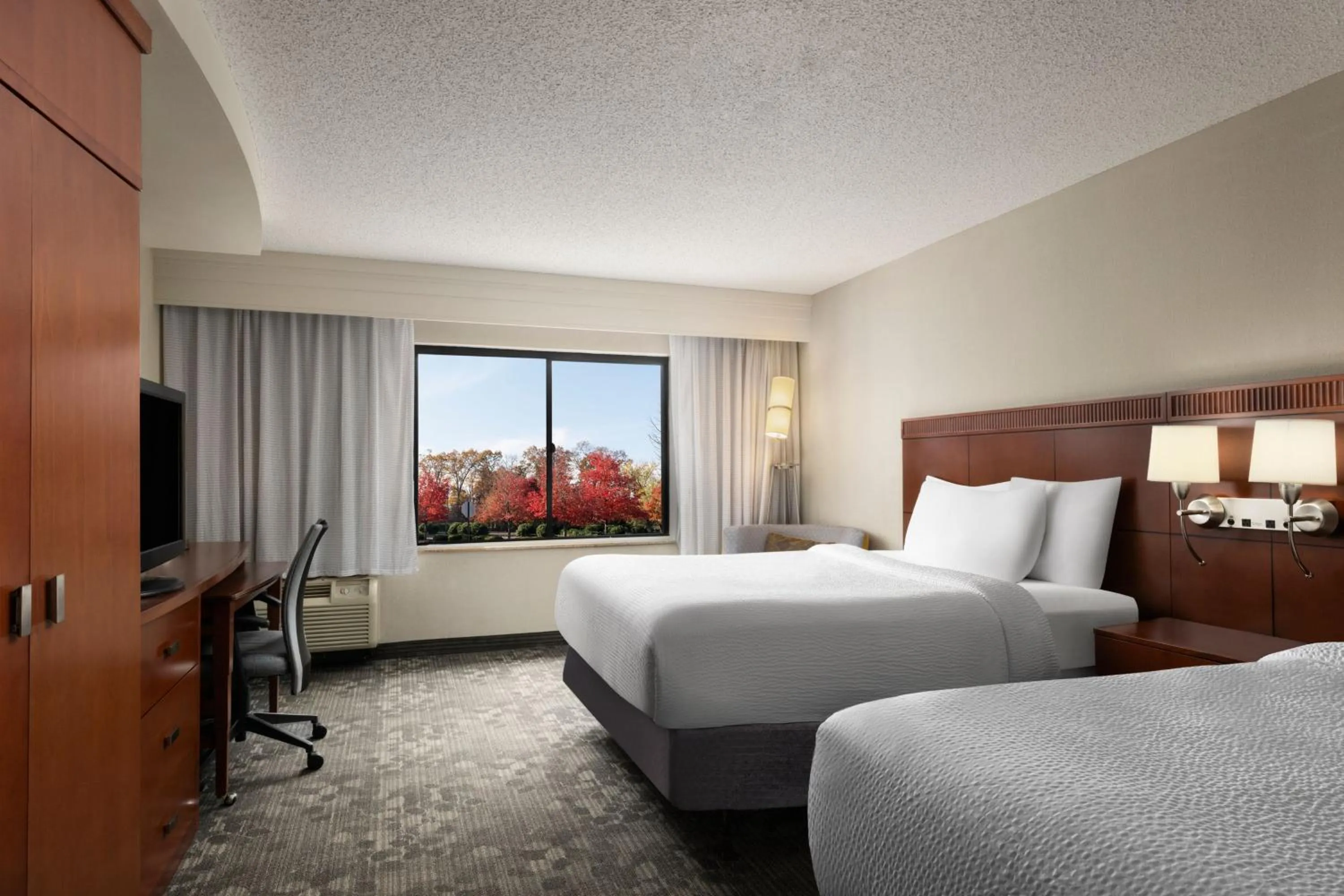 Photo of the whole room, Bed in Courtyard Wall at Monmouth Shores Corporate Park