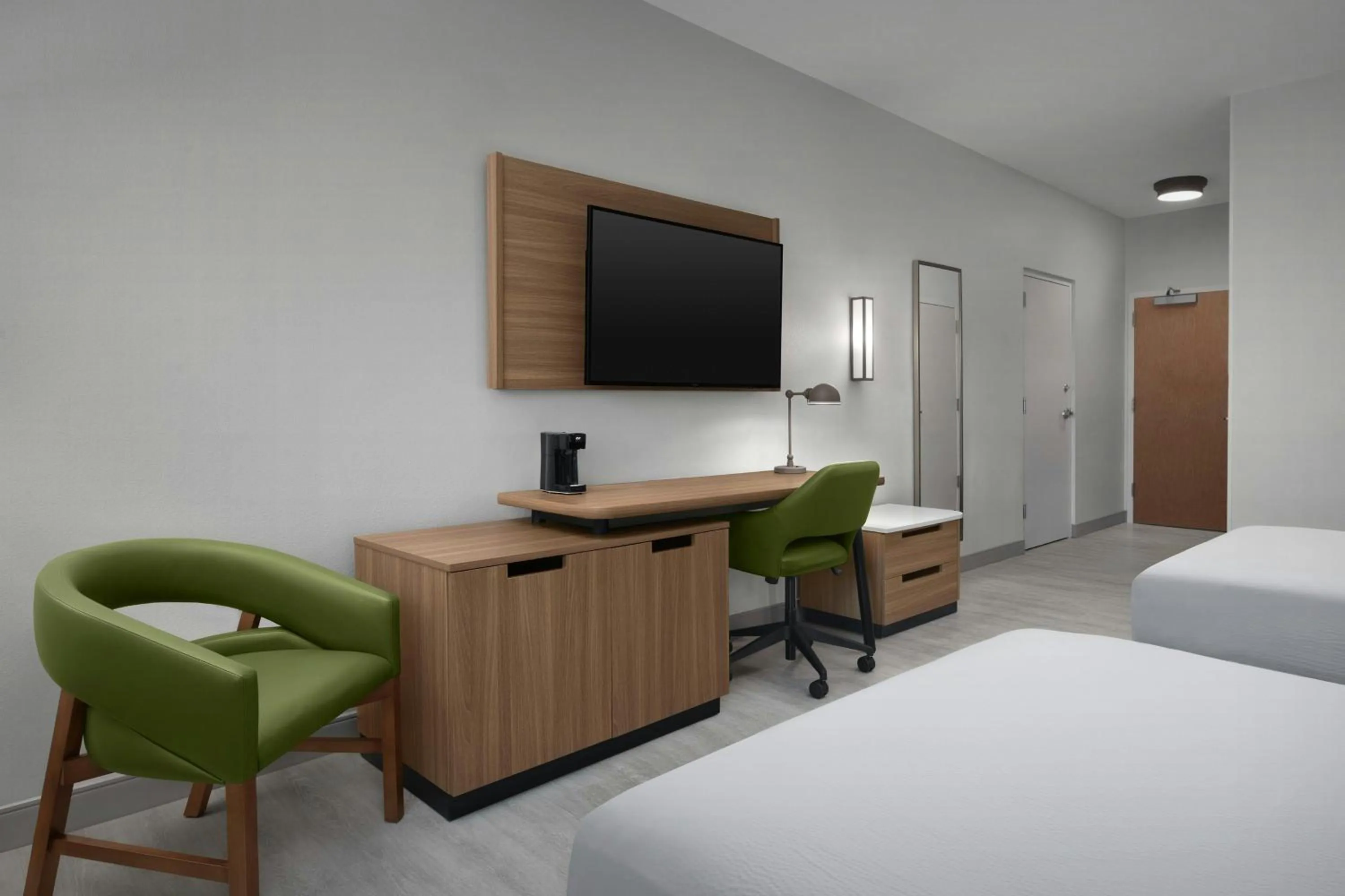 Photo of the whole room, Bed in Fairfield Inn & Suites Fort Lauderdale Airport & Cruise Port