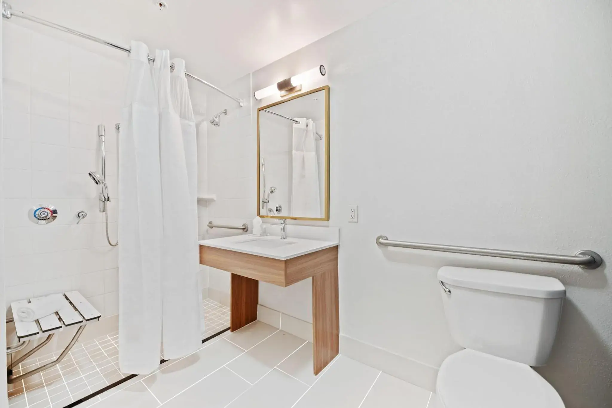 King Room with Roll-in Shower - Mobility Accessible in Fairfield Inn & Suites Fort Lauderdale Airport & Cruise Port King Room with Roll-in Shower - Mobility Accessible in Fairfield Inn & Suites Fort Lauderdale Airport & Cruise Port