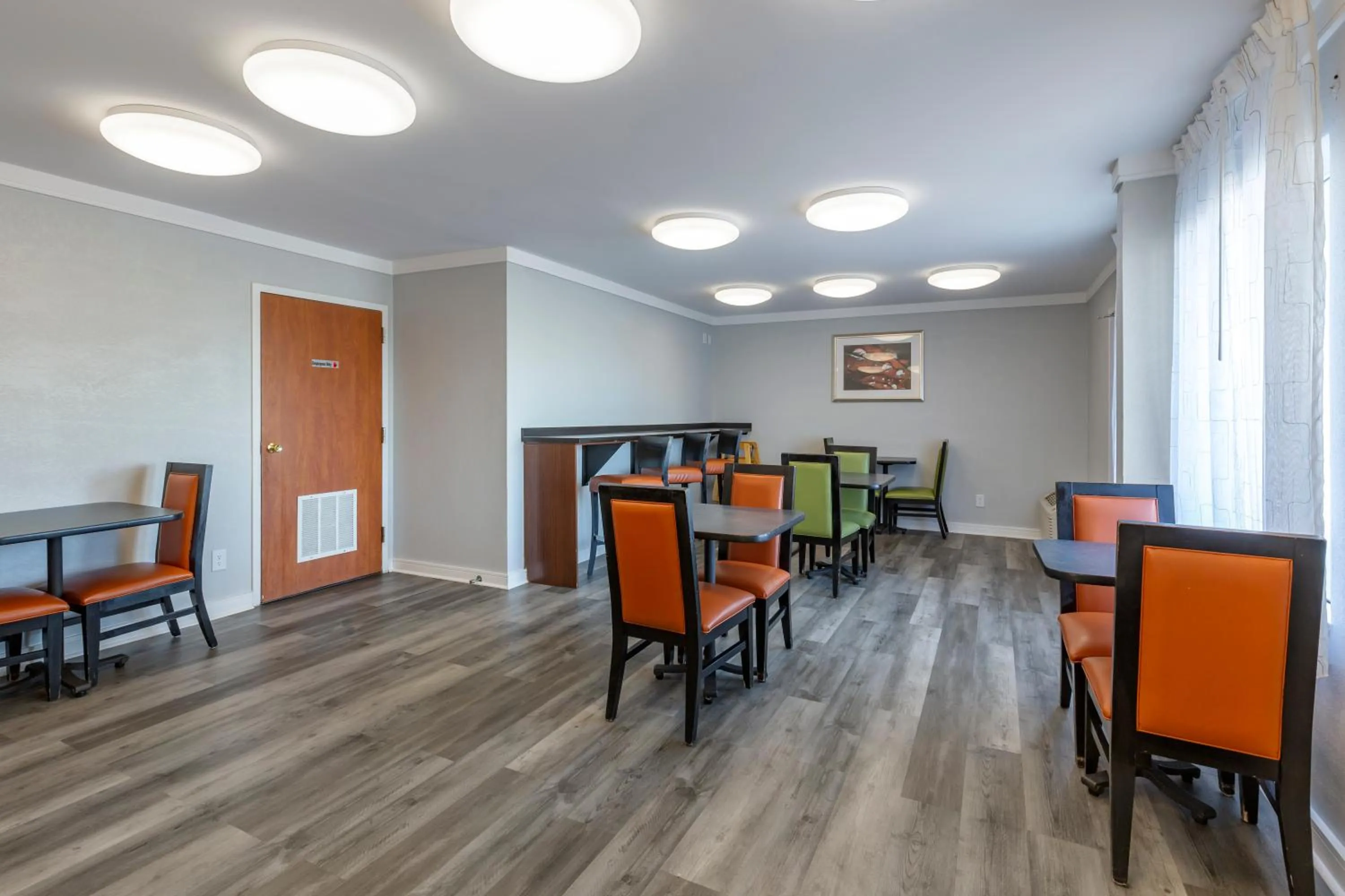 Restaurant/places to eat in Quality Inn Fayetteville near Fort Bragg