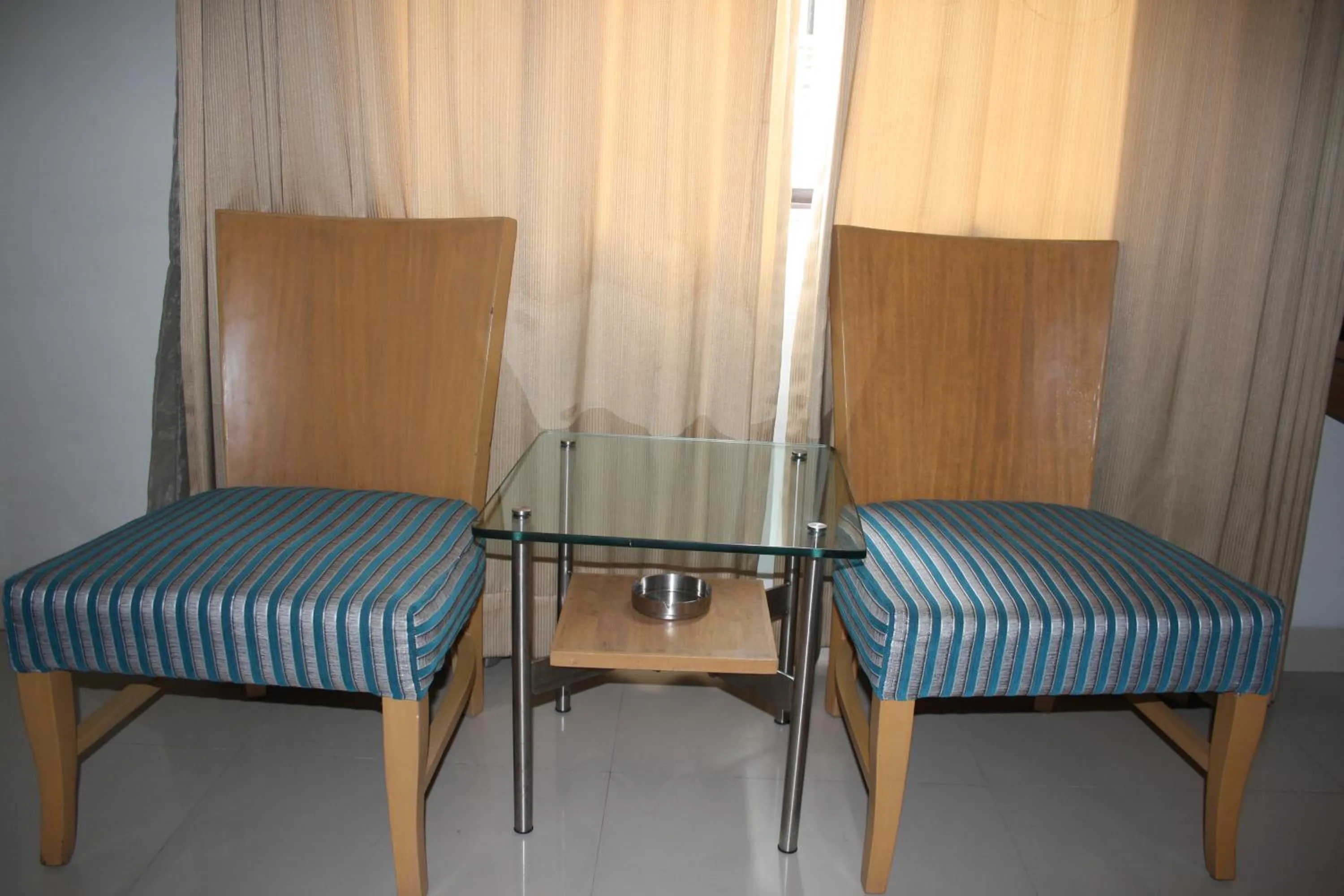Seating area in Hotel Stay Inn