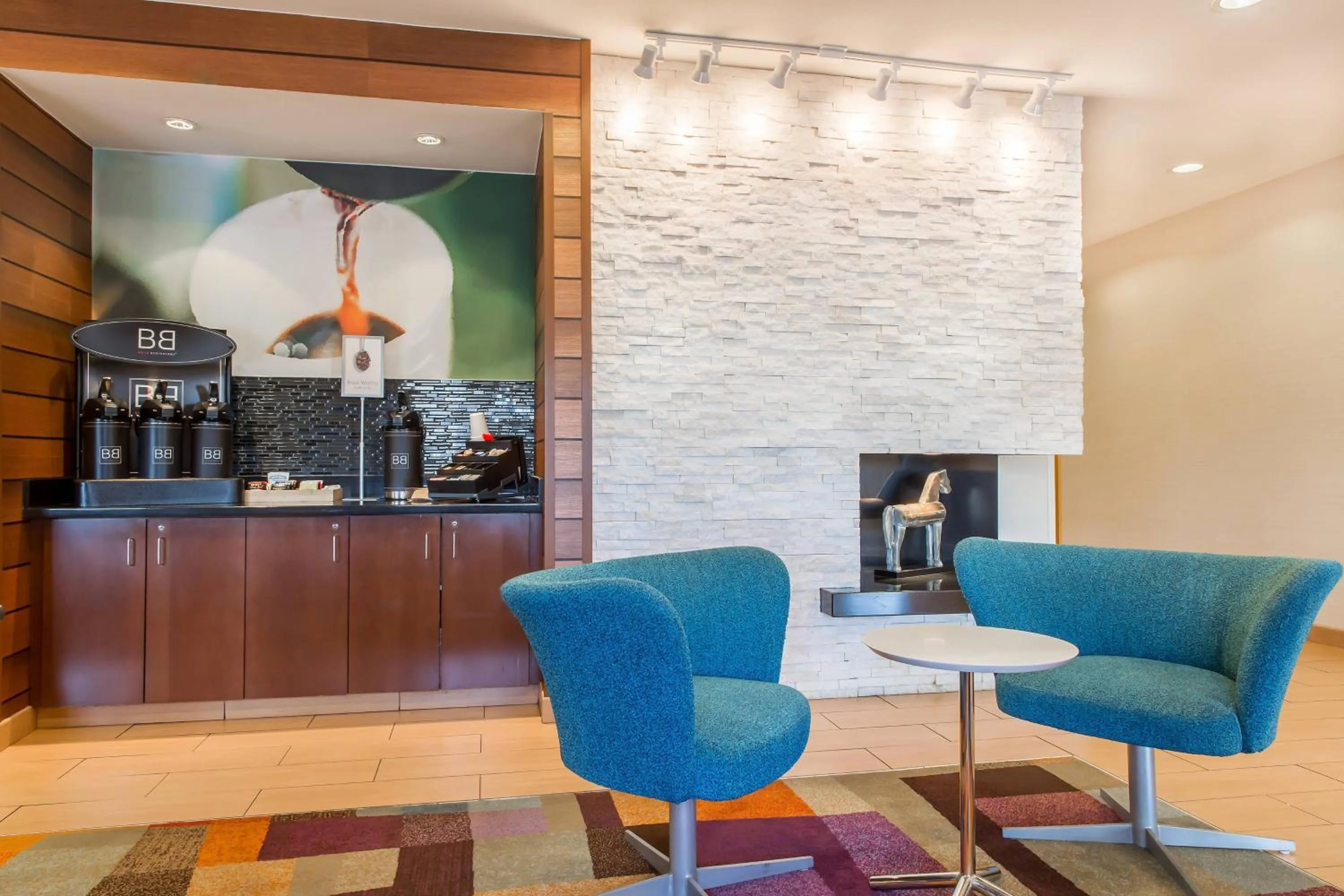 Lobby or reception in Fairfield Inn & Suites Sioux Falls