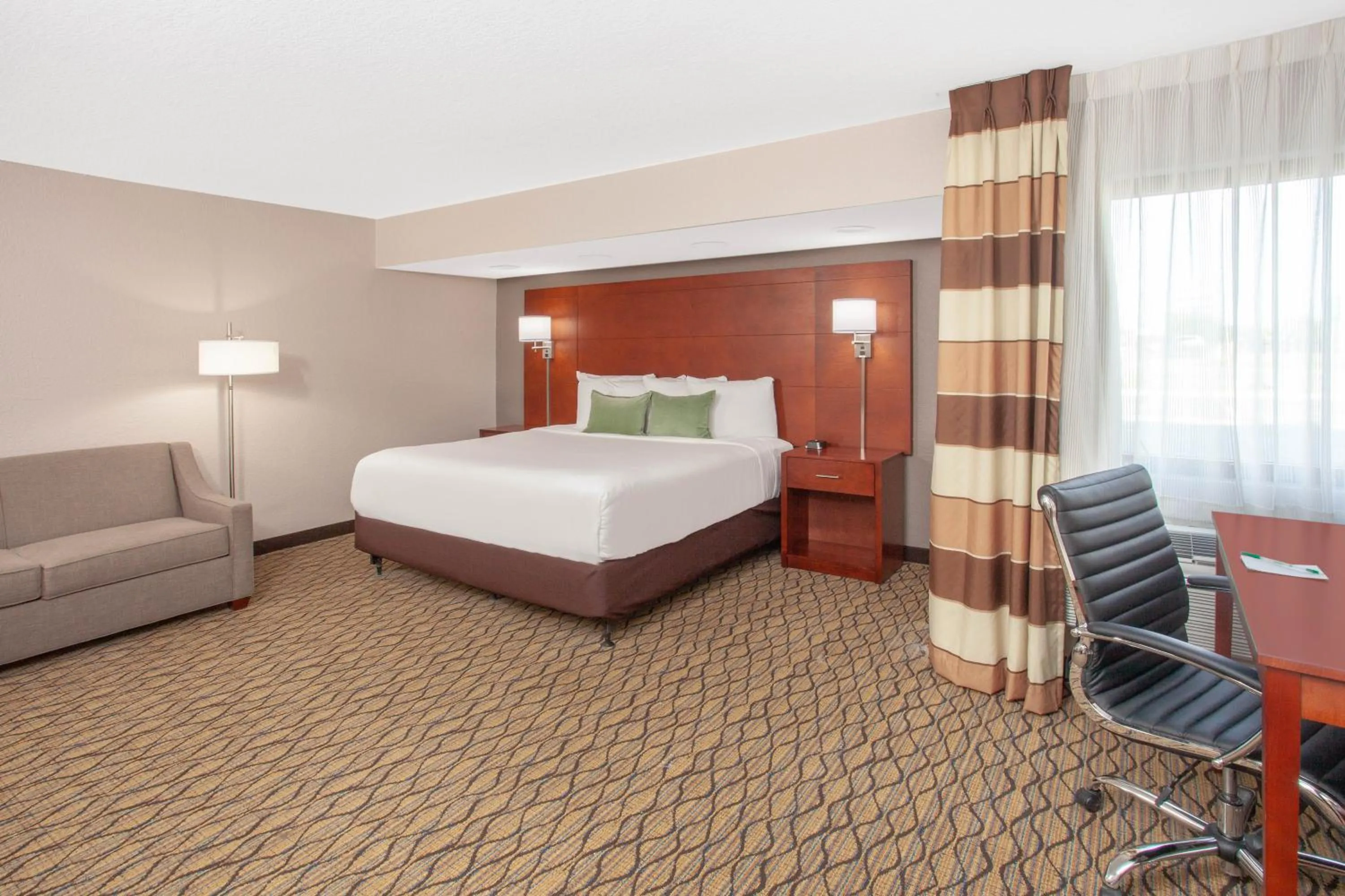 Bed in Wyndham Garden Fort Wayne